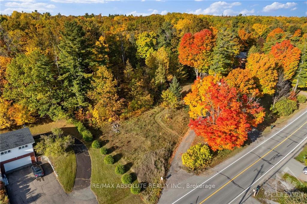 Photo 1 of 1139B River Road, McNab/Braeside, Mcnab/Braeside Twps — HOMEH