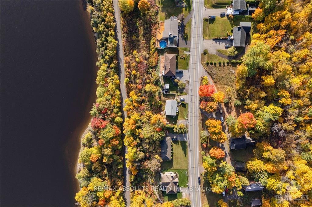 Photo 15 of 1139B River Road, McNab/Braeside, Mcnab/Braeside Twps — HOMEH