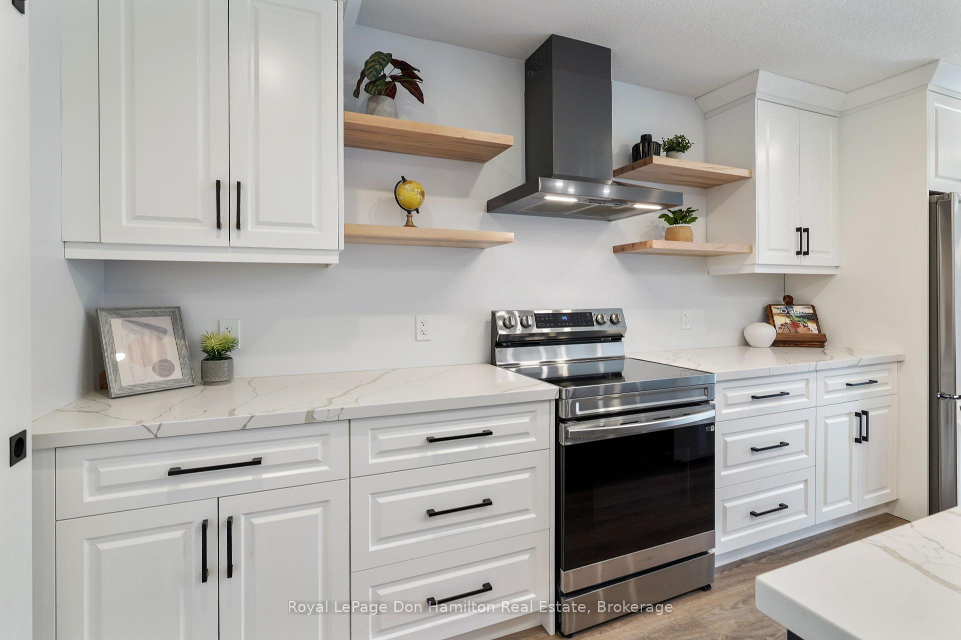 Photo 13 of 793 Bryans Drive, Huron East, Brussels — HOMEH