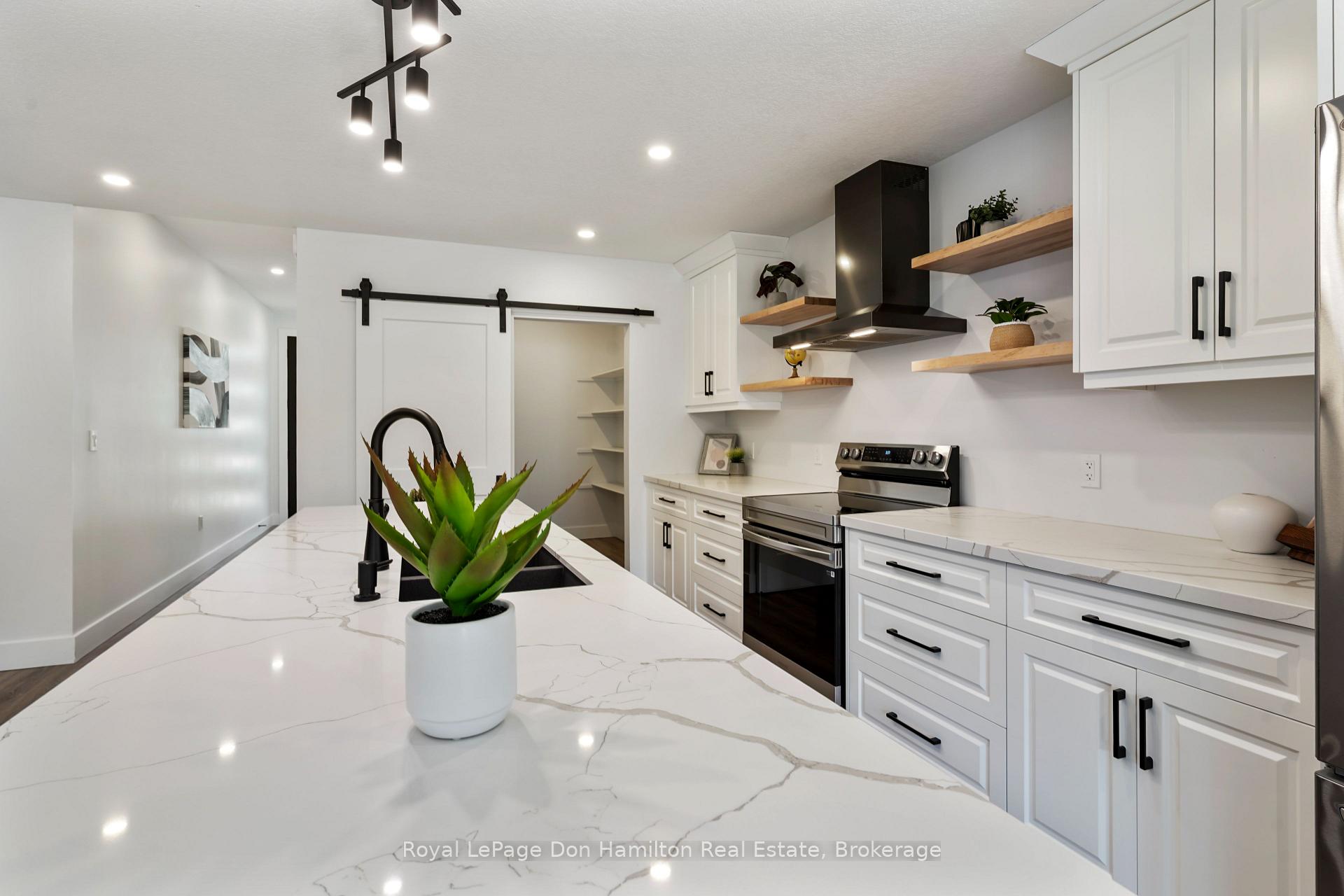 Photo 15 of 793 Bryans Drive, Huron East, Brussels — HOMEH