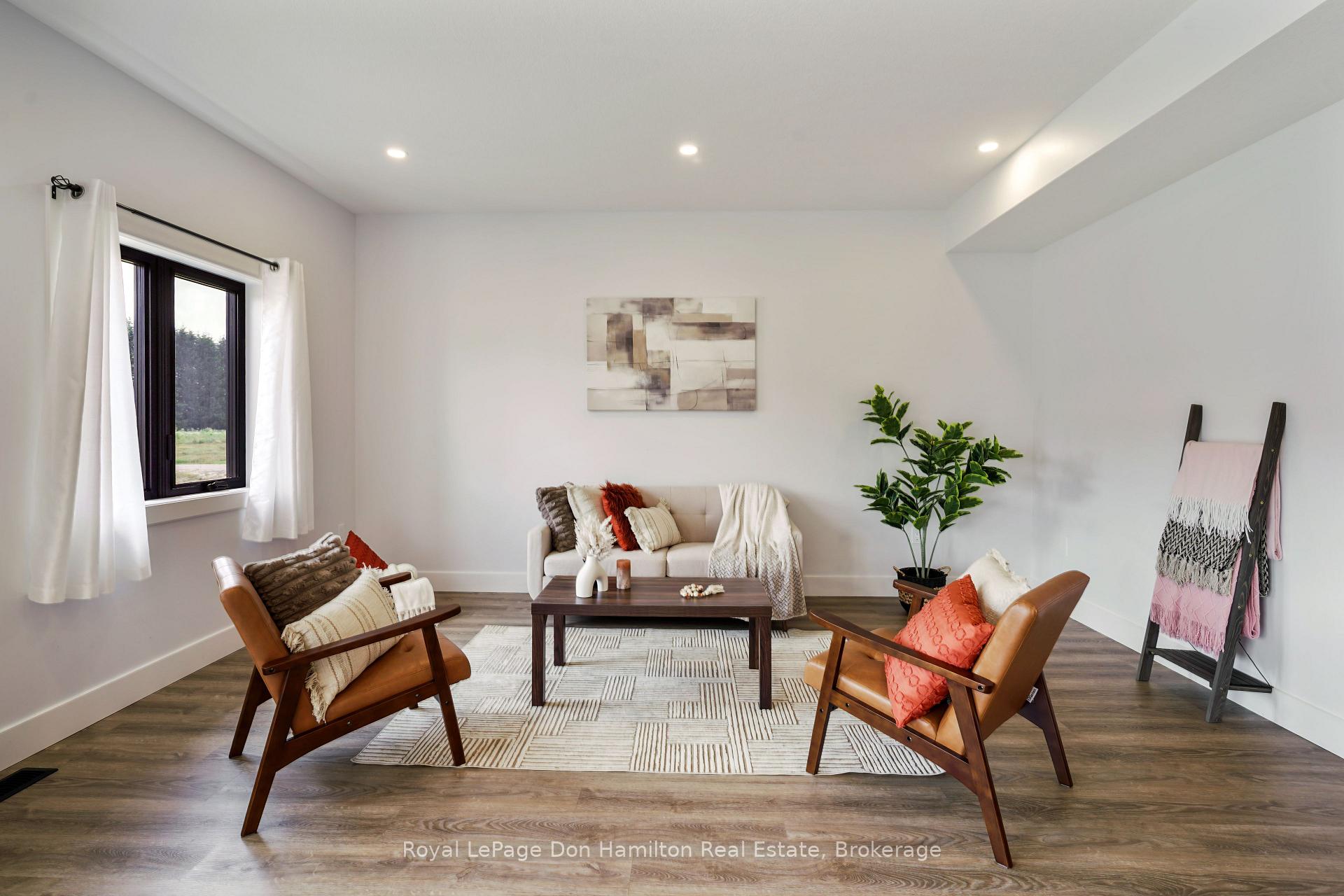 Photo 21 of 793 Bryans Drive, Huron East, Brussels — HOMEH