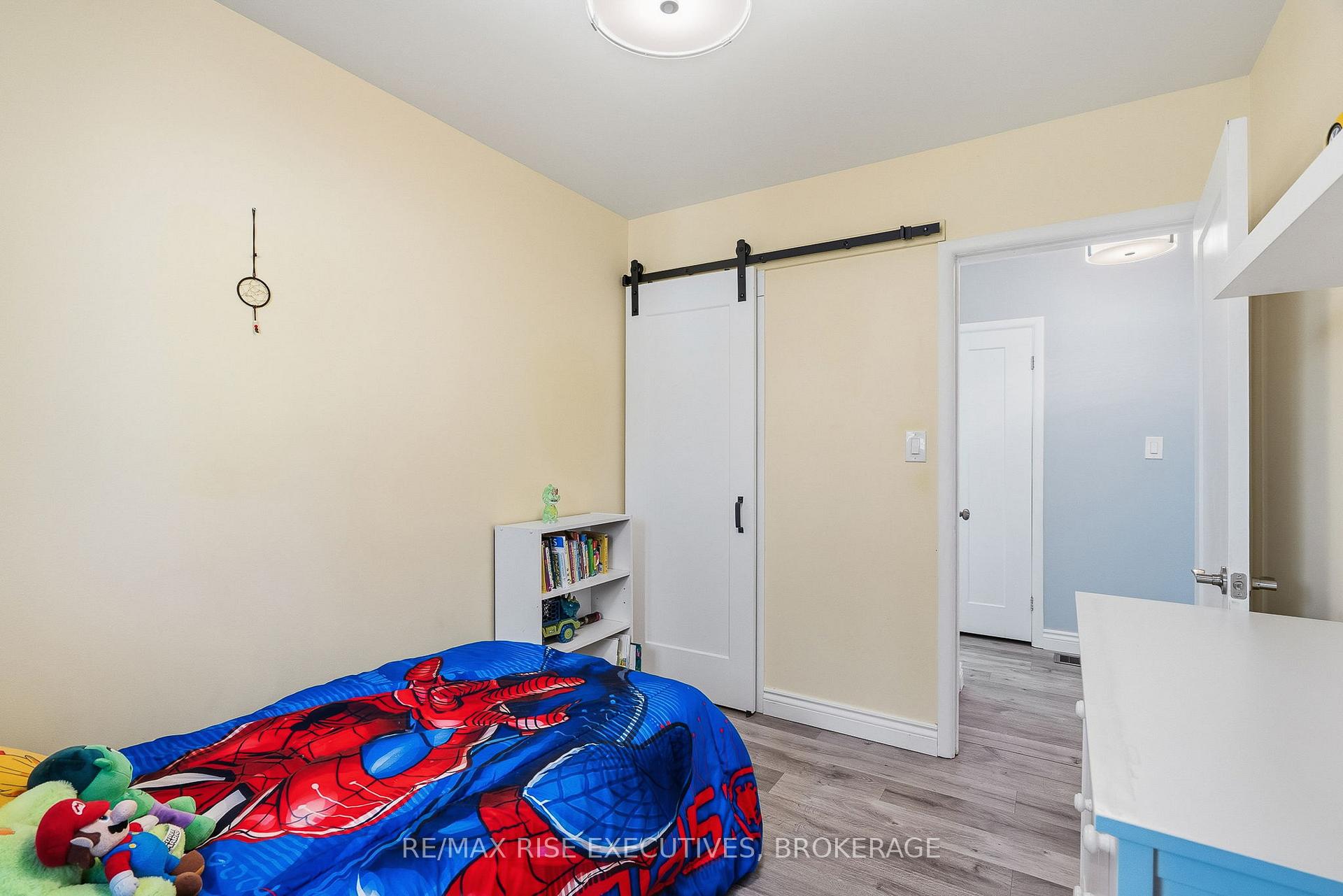 Photo 14 of 101 Park Crescent, Loyalist, Amherstview — HOMEH