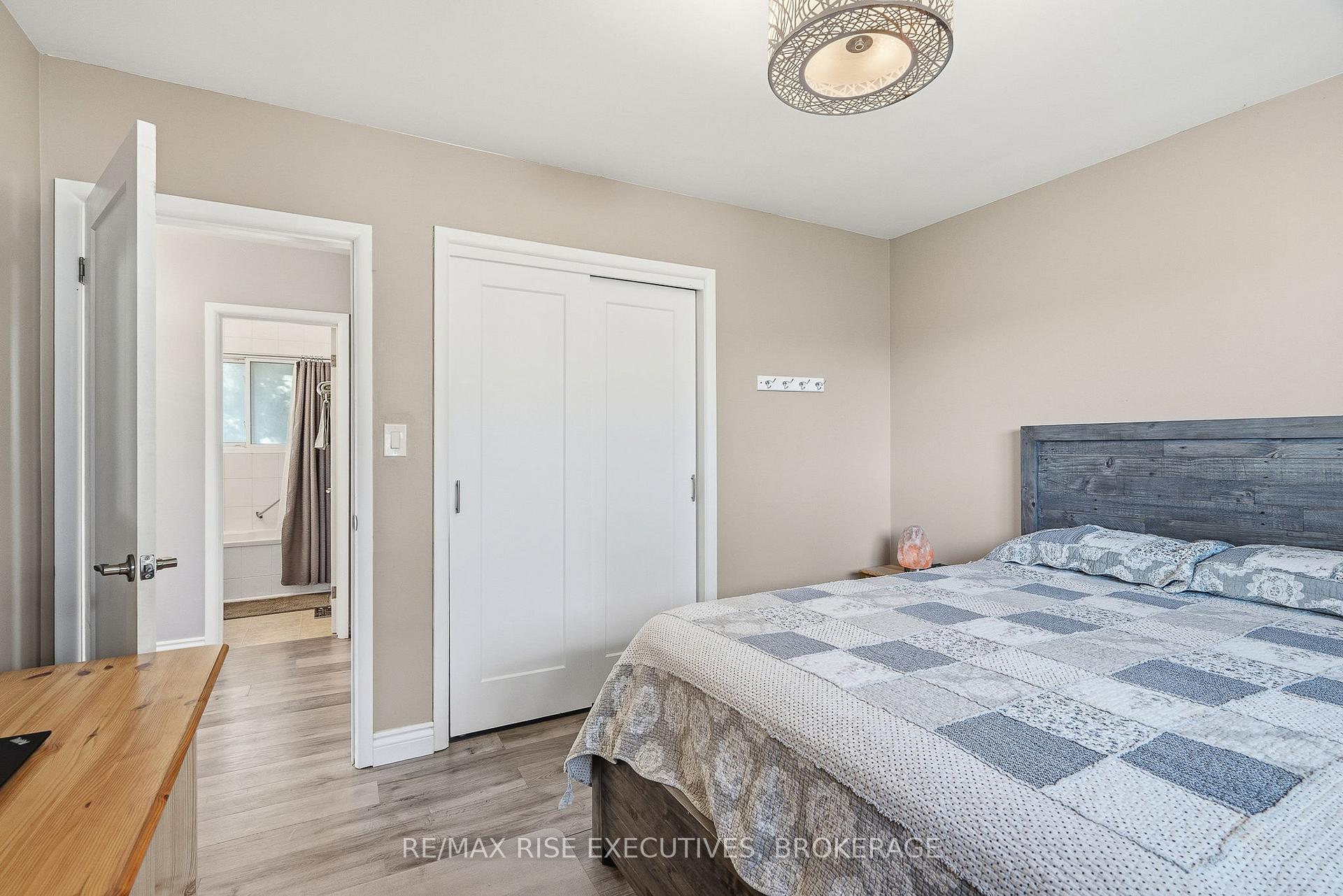Photo 19 of 101 Park Crescent, Loyalist, Amherstview — HOMEH