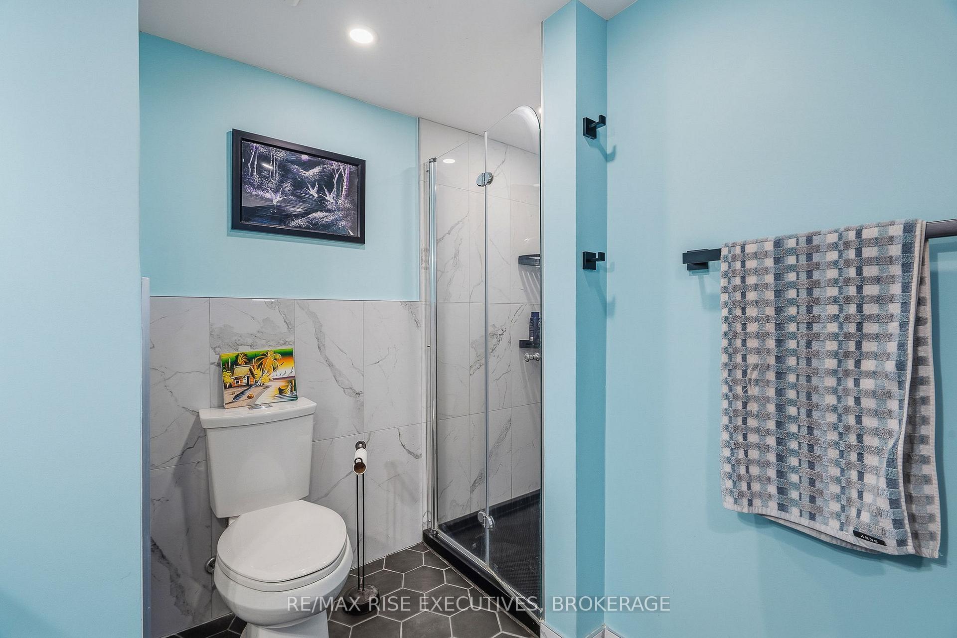 Photo 25 of 101 Park Crescent, Loyalist, Amherstview — HOMEH