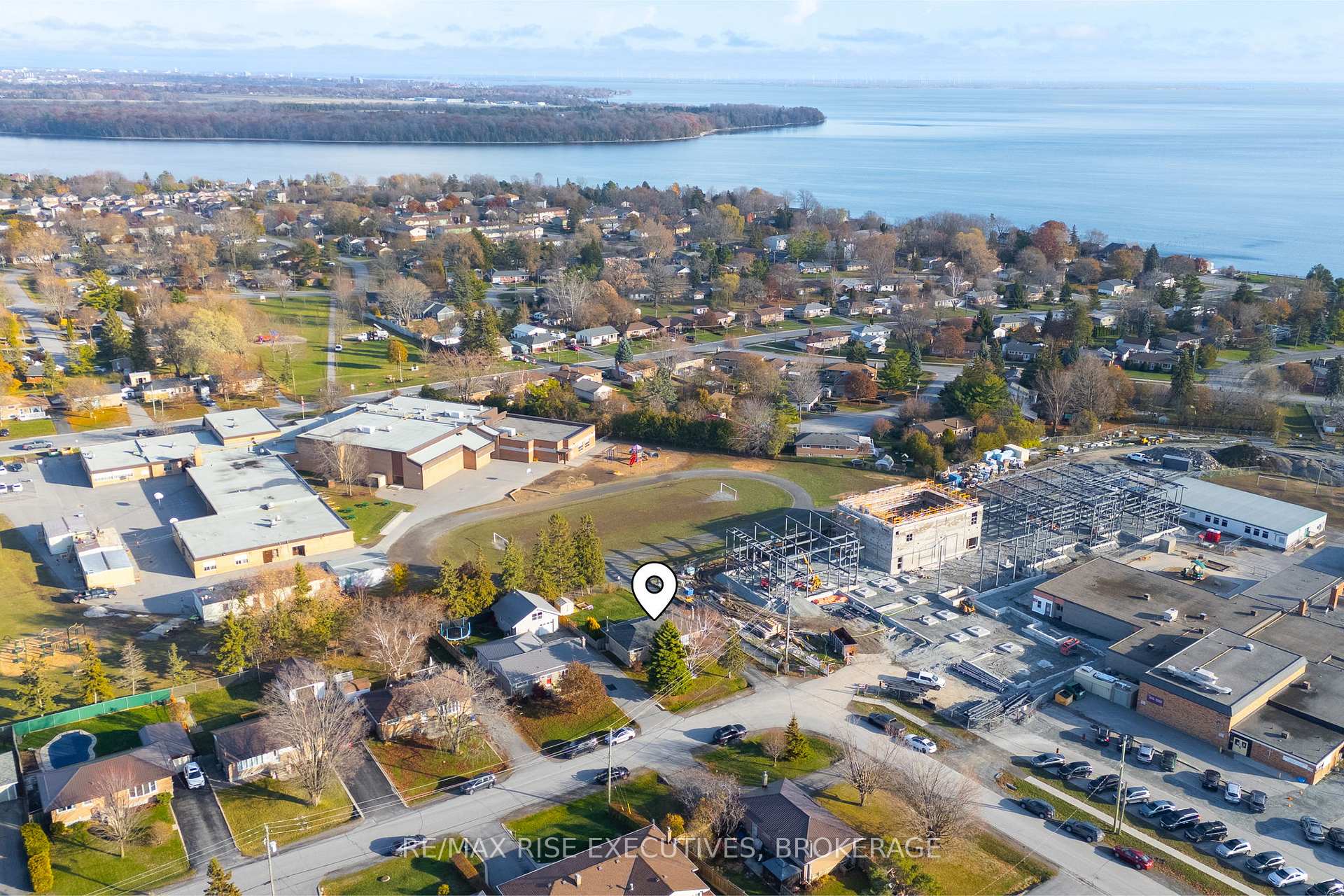 Photo 36 of 101 Park Crescent, Loyalist, Amherstview — HOMEH