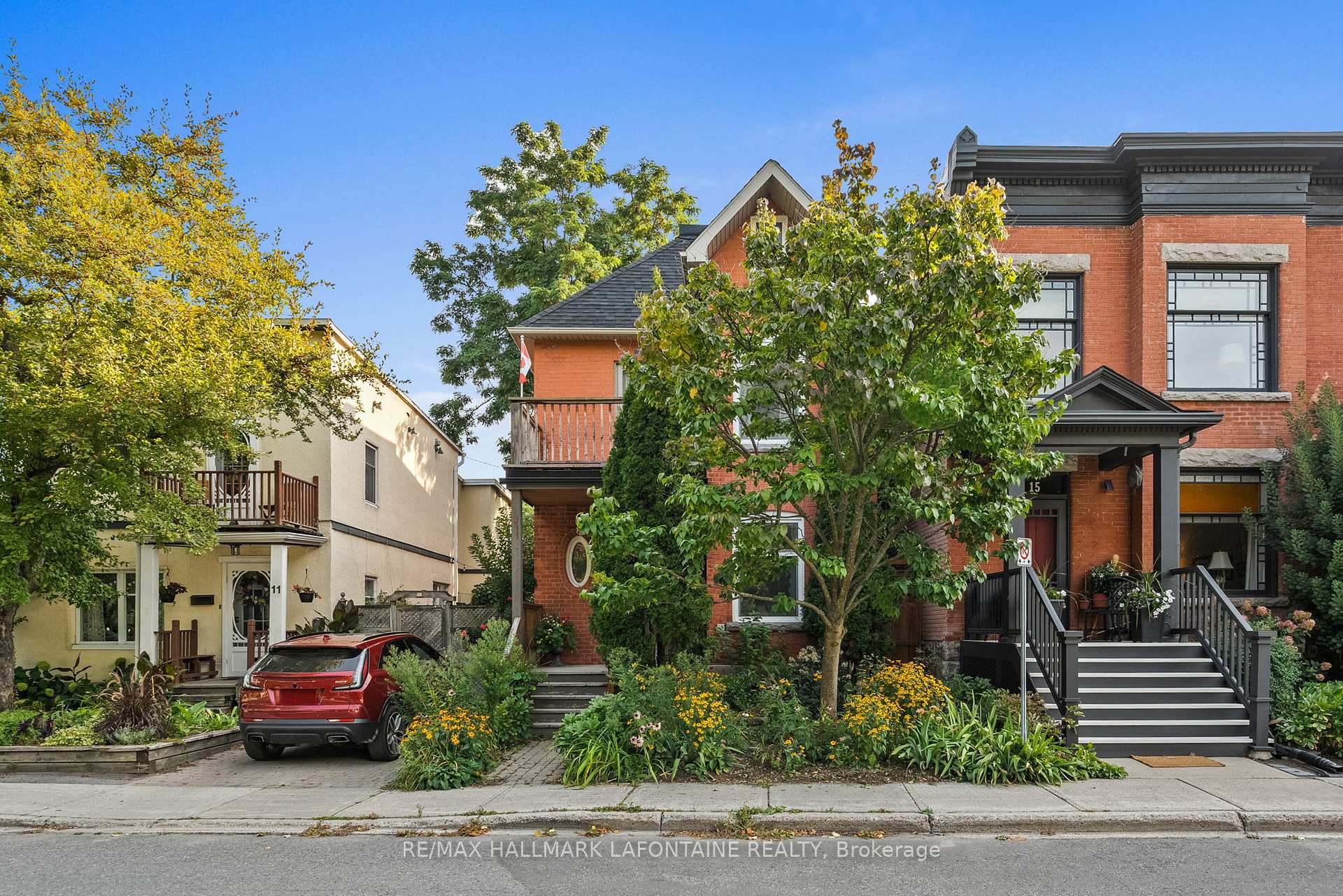 Front of 13 Cathcart Square