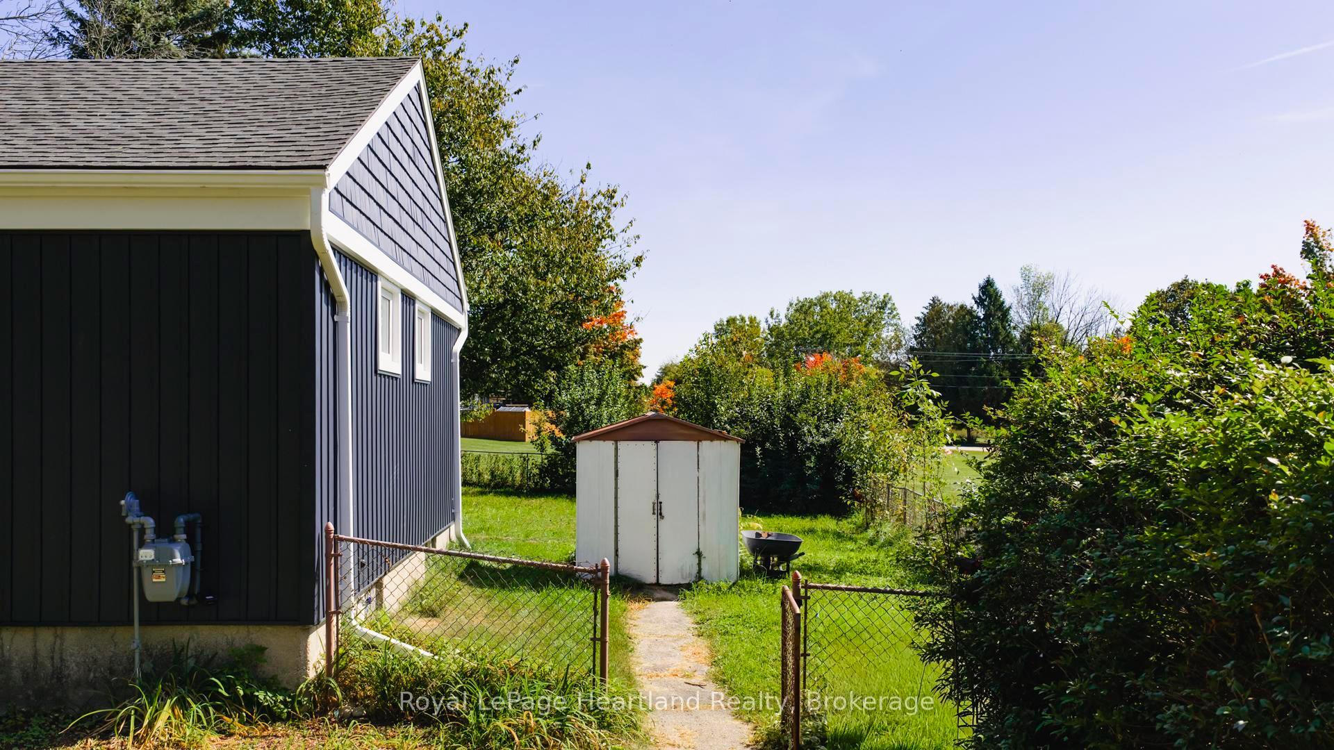 Photo 40 of 26 Quebec Road, Huron East, Vanastra — HOMEH