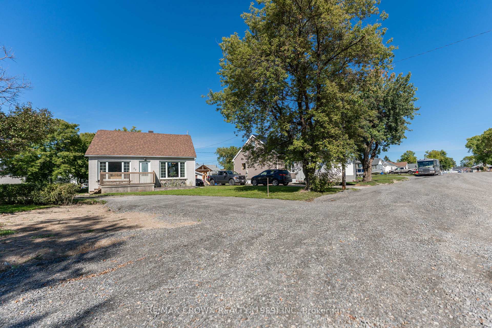Photo 2 of 22 Birch Road, Kapuskasing — HOMEH