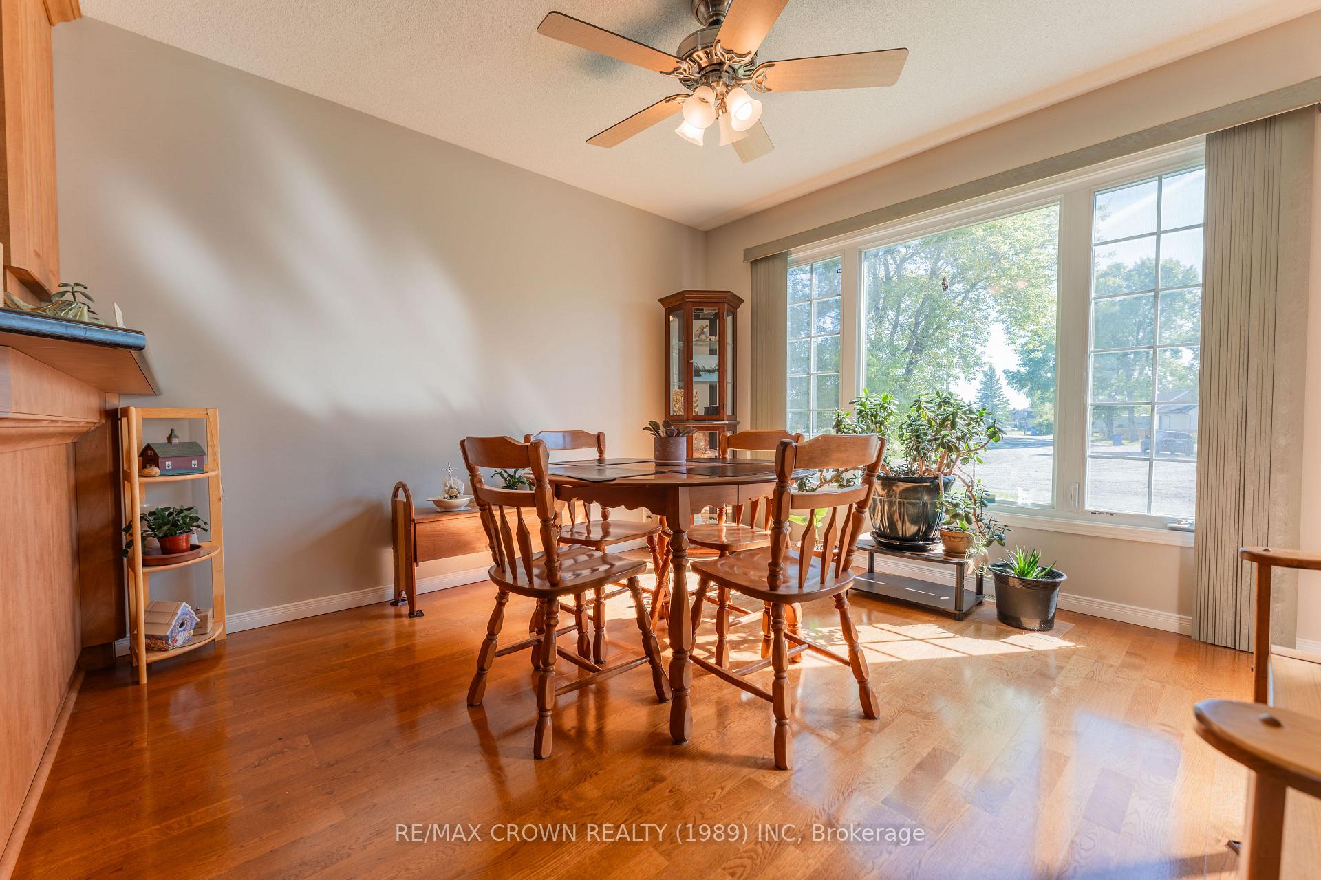 Photo 14 of 22 Birch Road, Kapuskasing — HOMEH