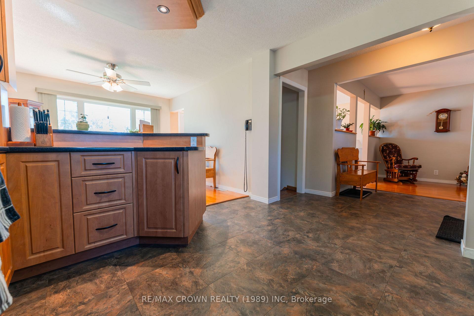 Photo 16 of 22 Birch Road, Kapuskasing — HOMEH