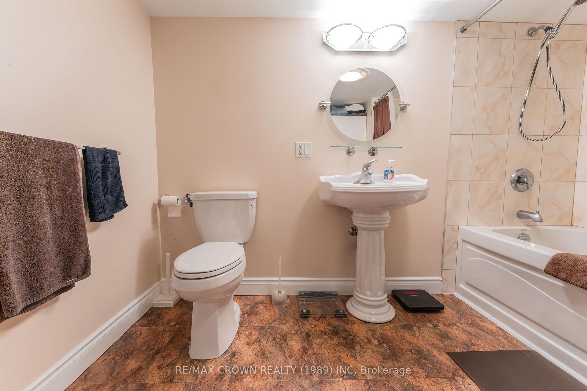 Photo 33 of 22 Birch Road, Kapuskasing — HOMEH