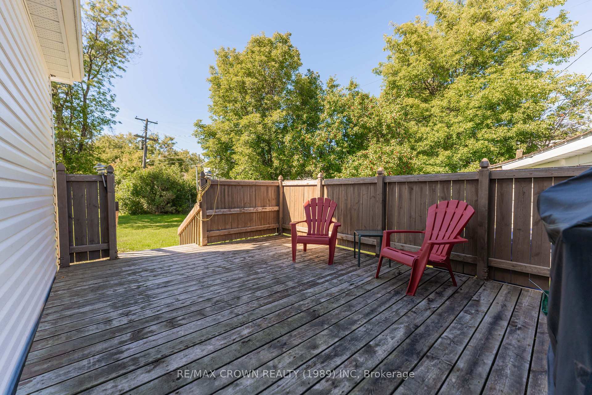Photo 40 of 22 Birch Road, Kapuskasing — HOMEH