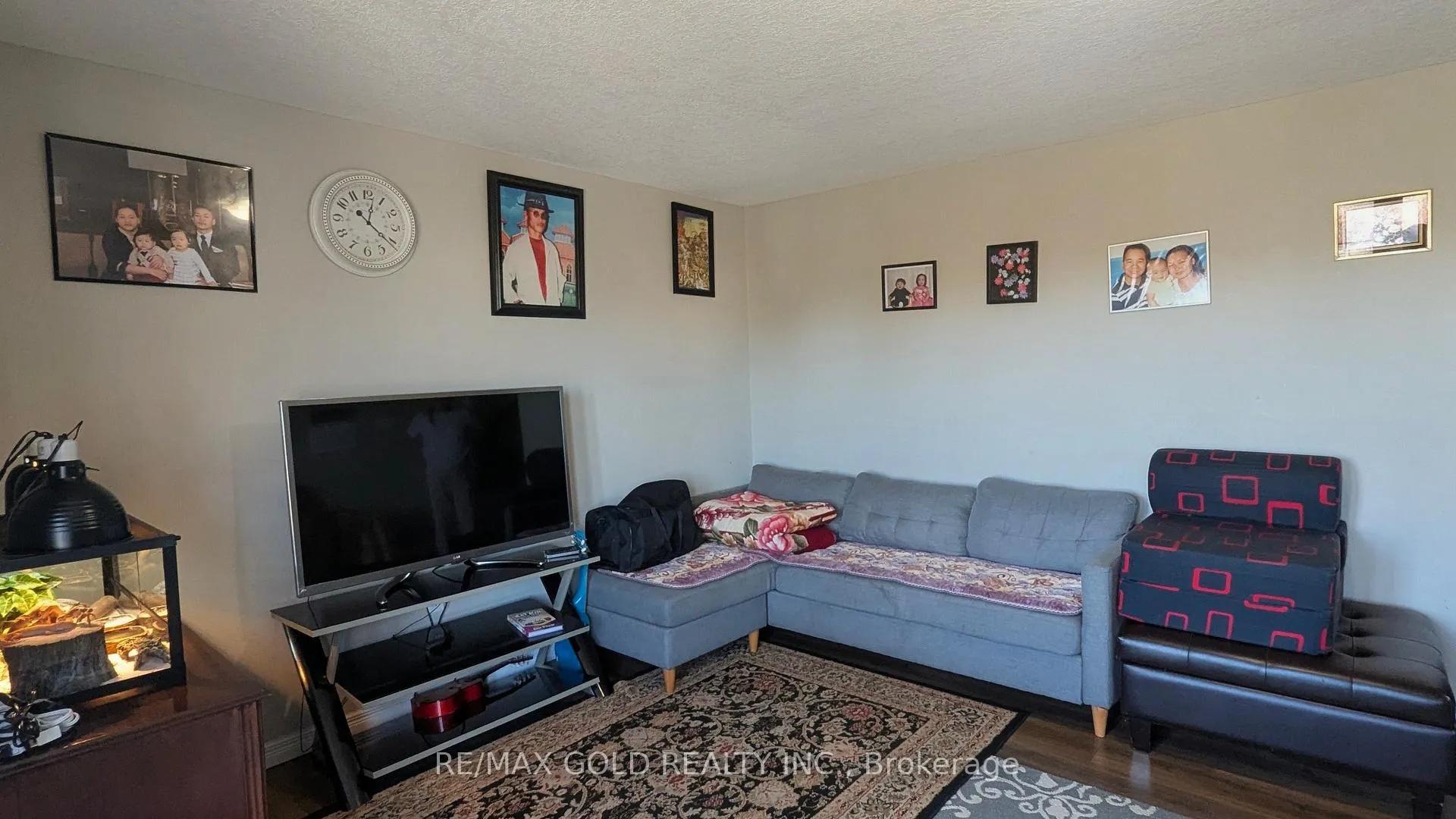 Photo 12 of 220 Westmeadow Drive, Kitchener, Highland West — HOMEH