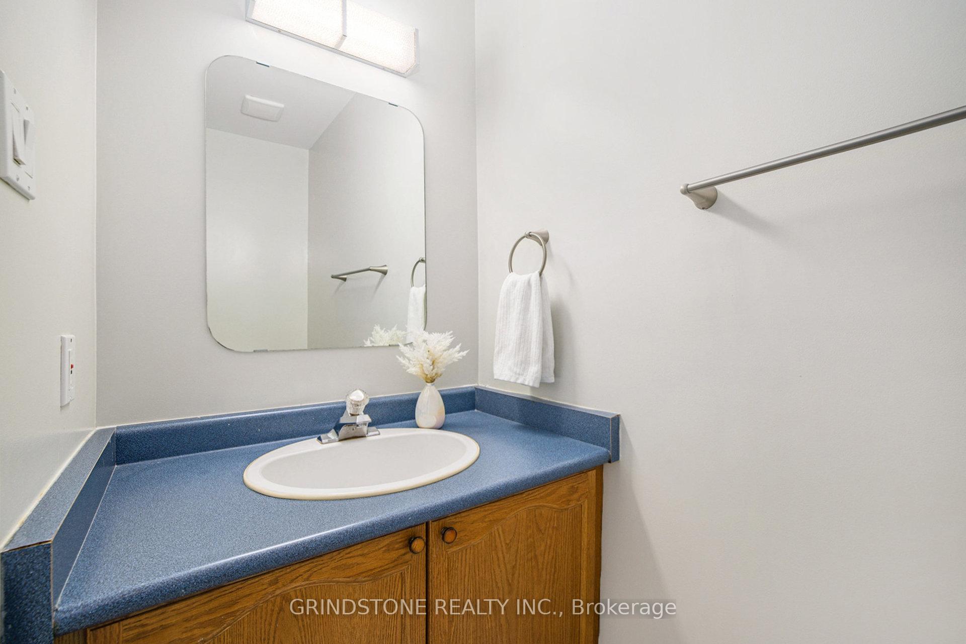Photo 14 of 43 Margrave Avenue, Ottawa, Hunt Club Park/Greenboro — HOMEH