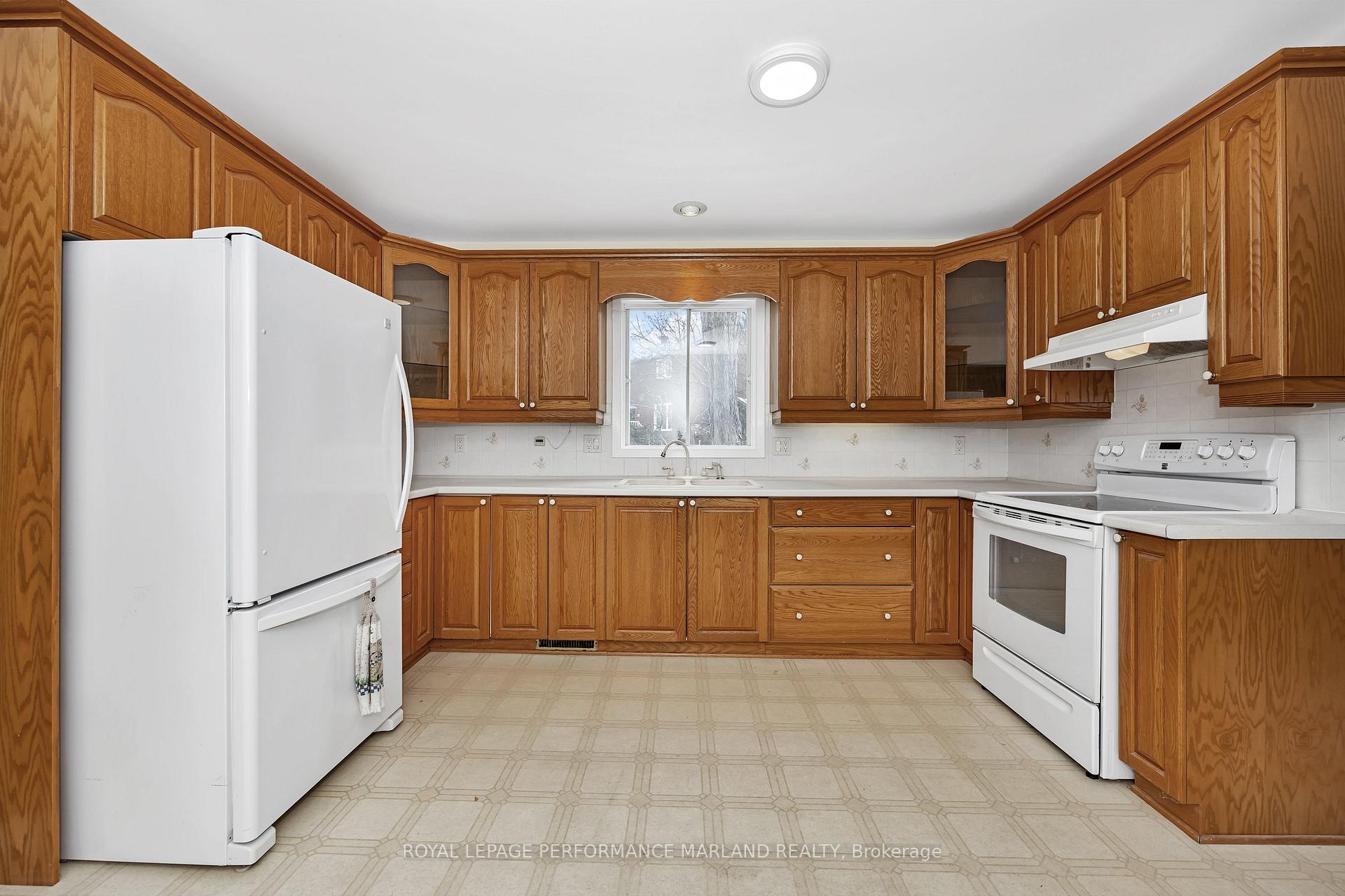 Photo 8 of 1265 Plante Drive, Ottawa, Hunt Club/Western Community — HOMEH