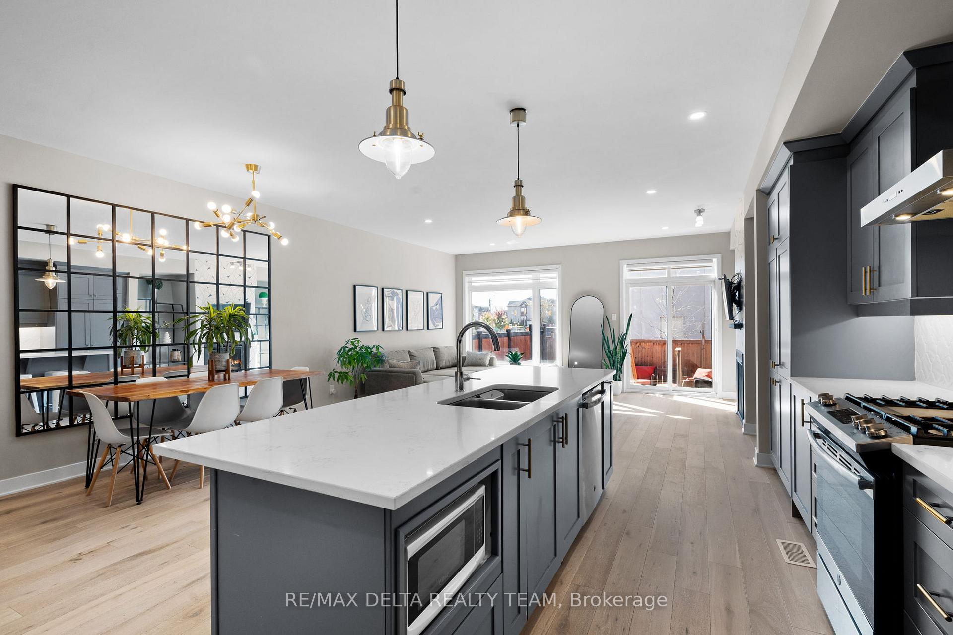 Photo 7 of 69 Longworth Avenue, Ottawa, Leitrim — HOMEH