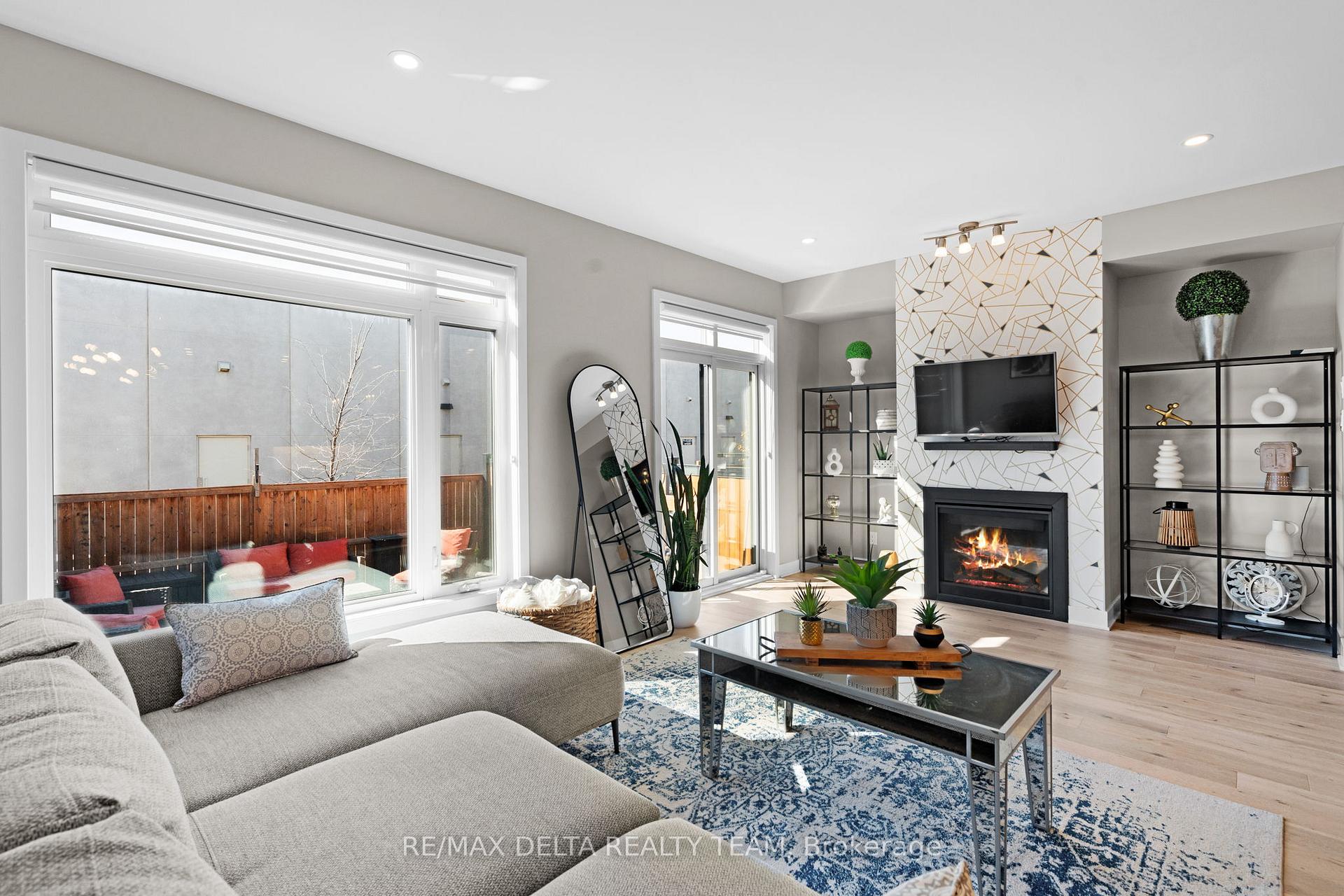 Photo 17 of 69 Longworth Avenue, Ottawa, Leitrim — HOMEH