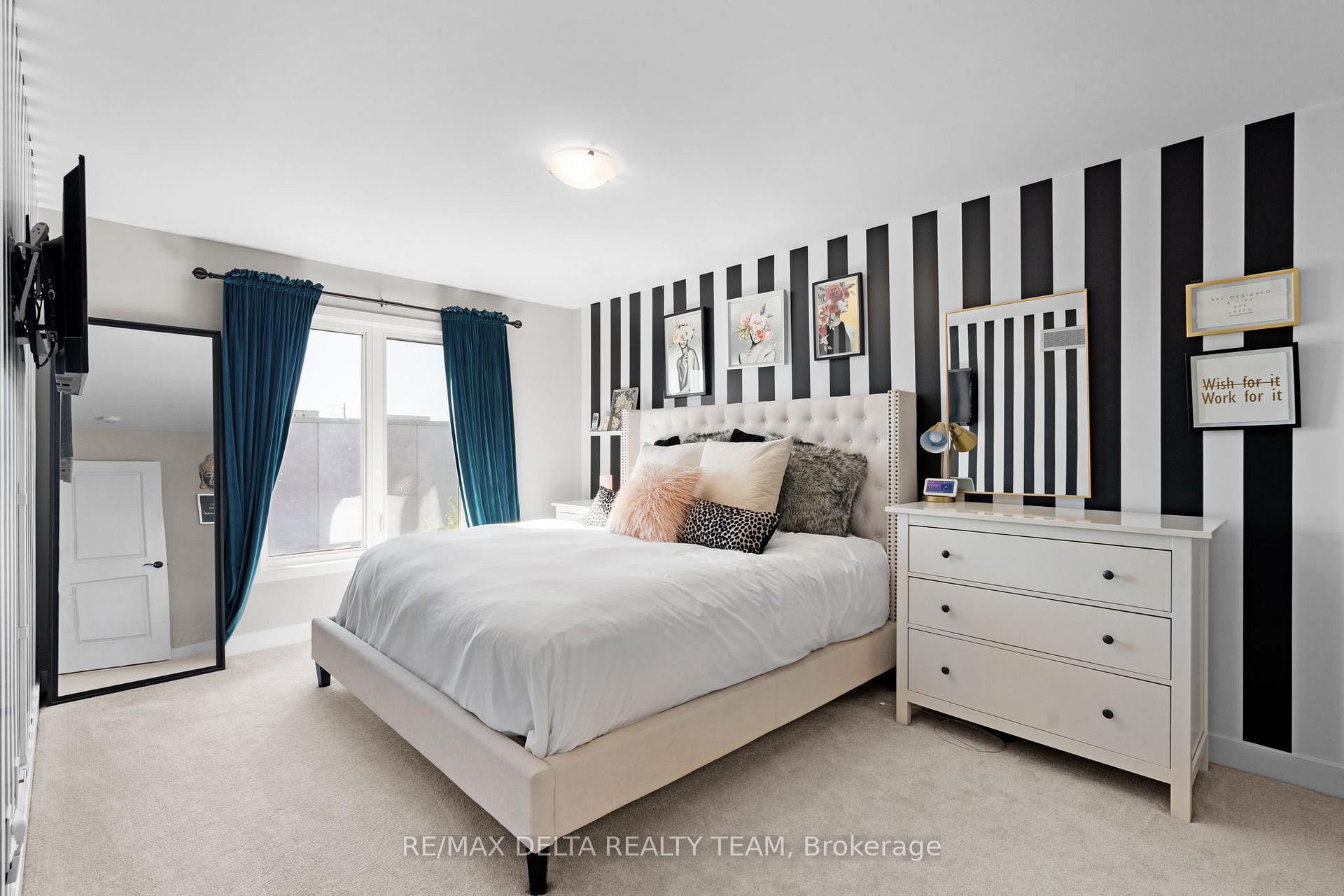 Photo 24 of 69 Longworth Avenue, Ottawa, Leitrim — HOMEH