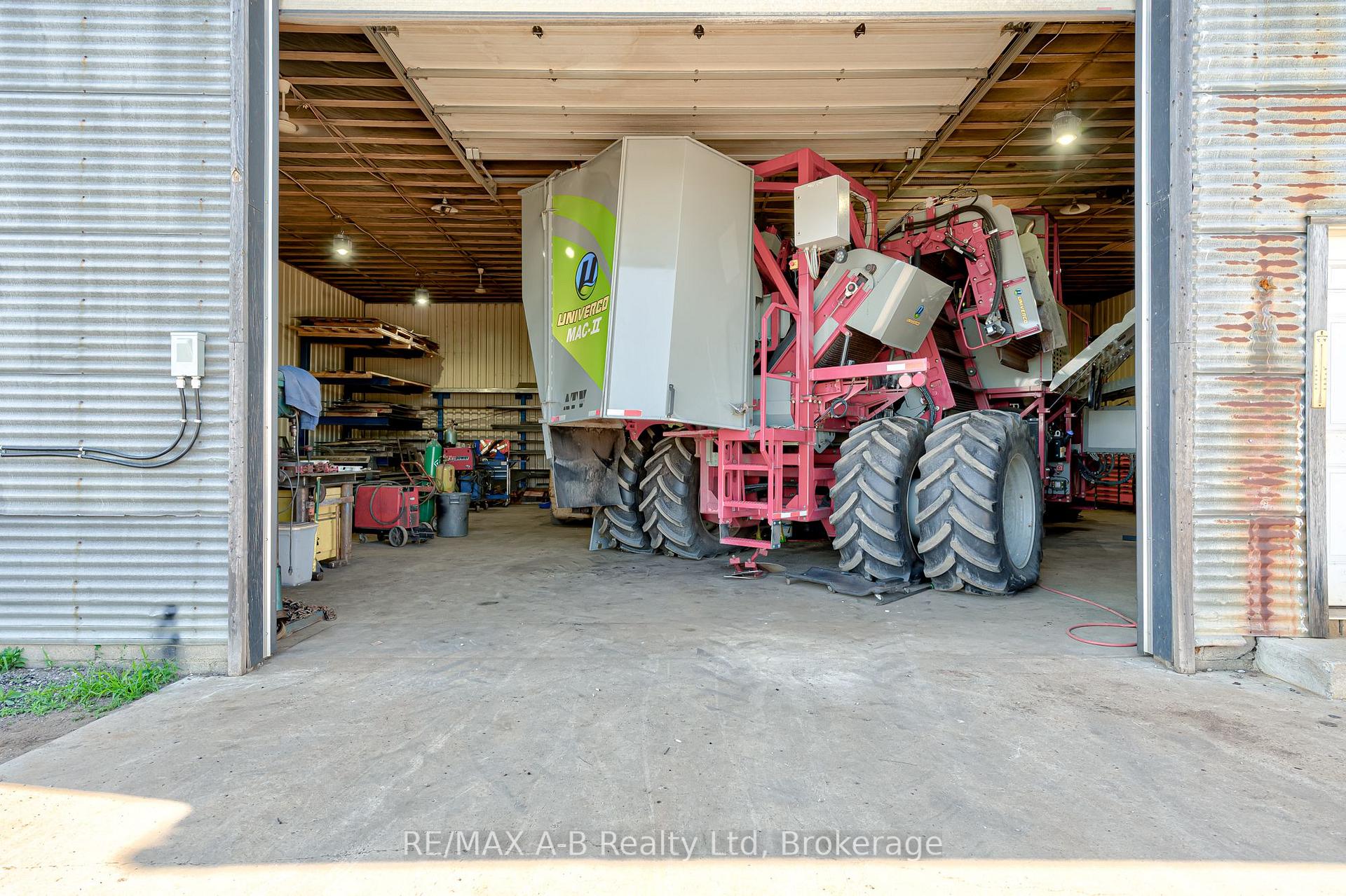 Photo 8 of 170 Wilhelmina Road, King, Rural King — HOMEH