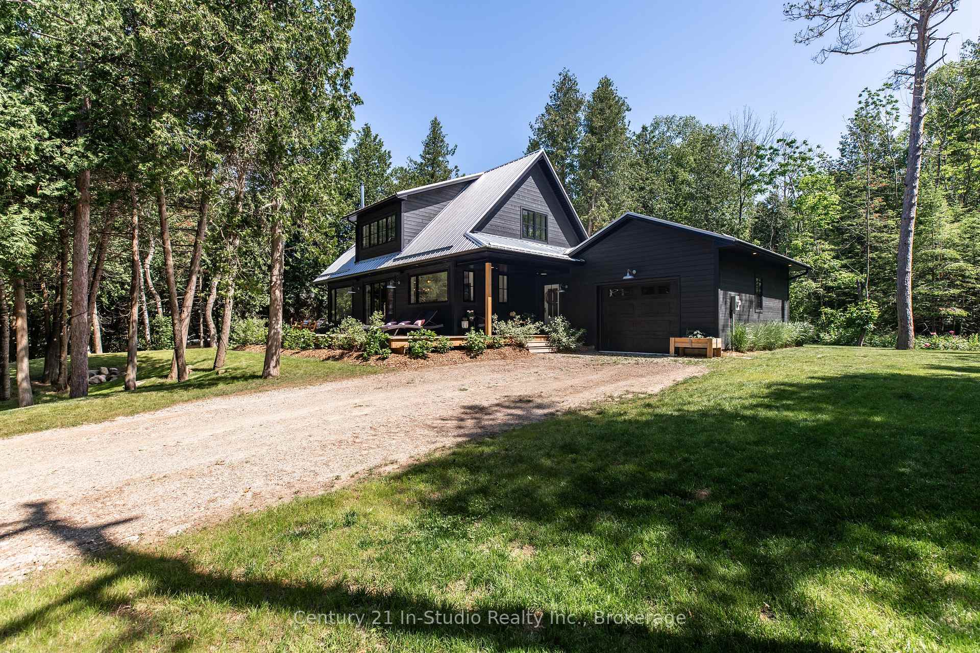 Photo 1 of 19 Richardson Road, Kincardine — HOMEH