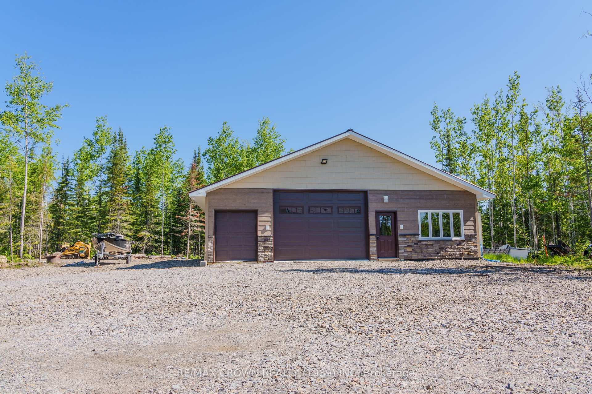 Photo 3 of 88 Mitchell Road, Kapuskasing — HOMEH