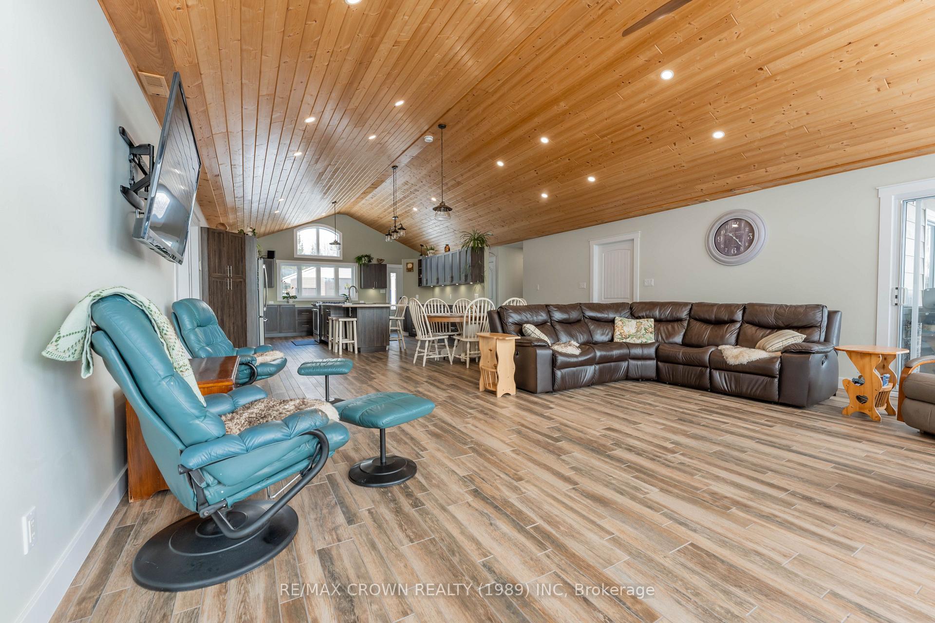 Photo 6 of 88 Mitchell Road, Kapuskasing — HOMEH