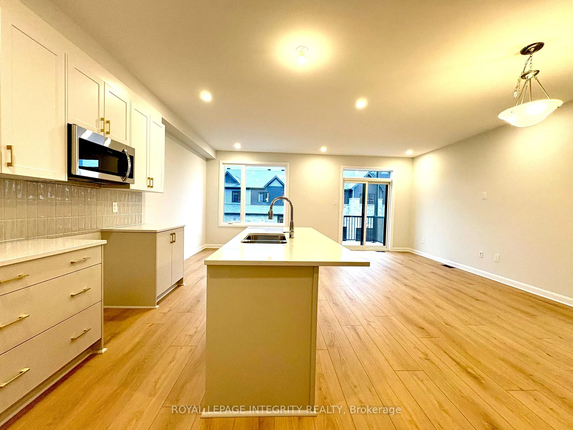 Photo 8 of 316 Clearpath Private, Ottawa, Kanata - Kanata Lakes/Heritage Hills — HOMEH