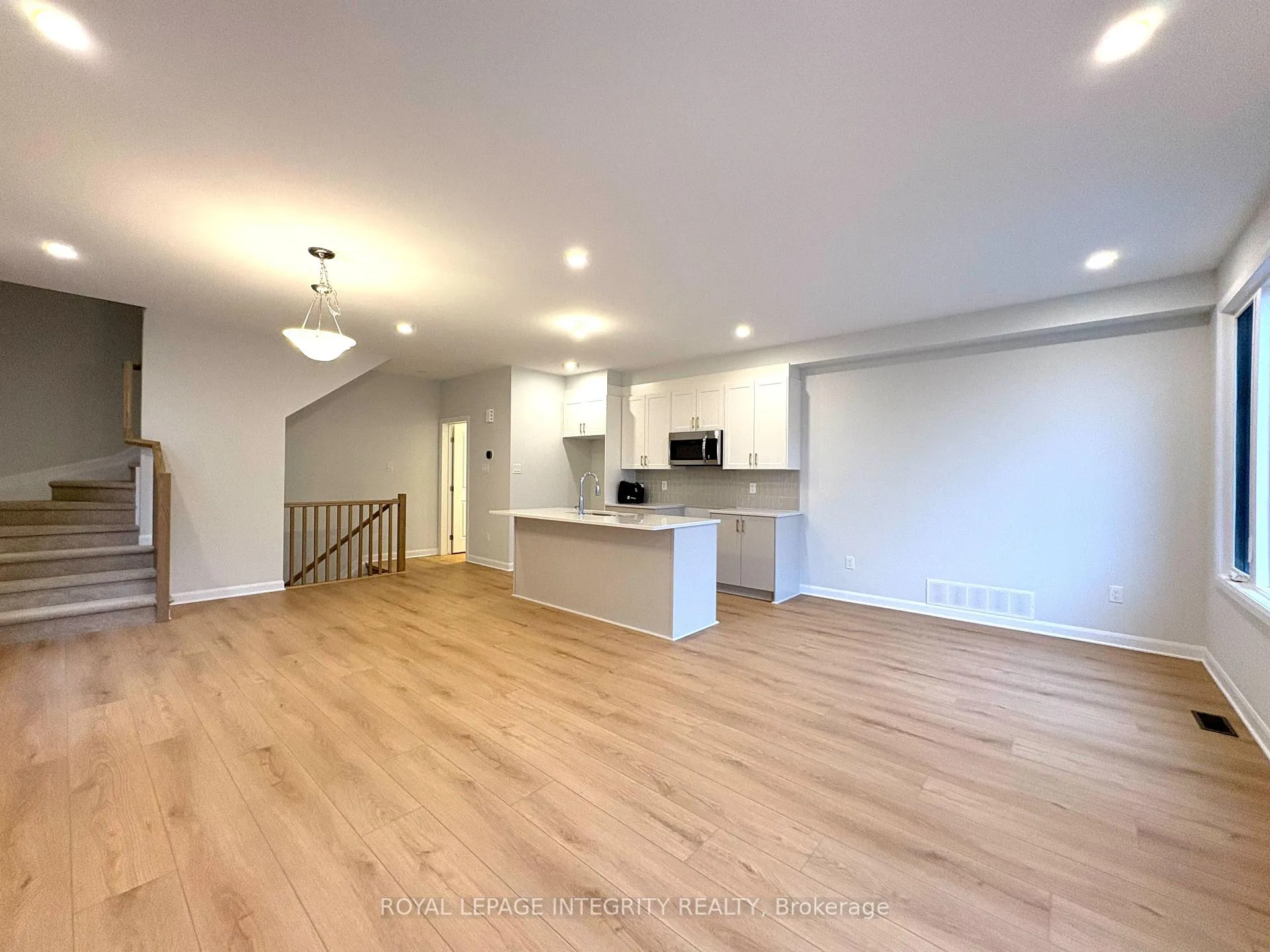 Photo 11 of 316 Clearpath Private, Ottawa, Kanata - Kanata Lakes/Heritage Hills — HOMEH