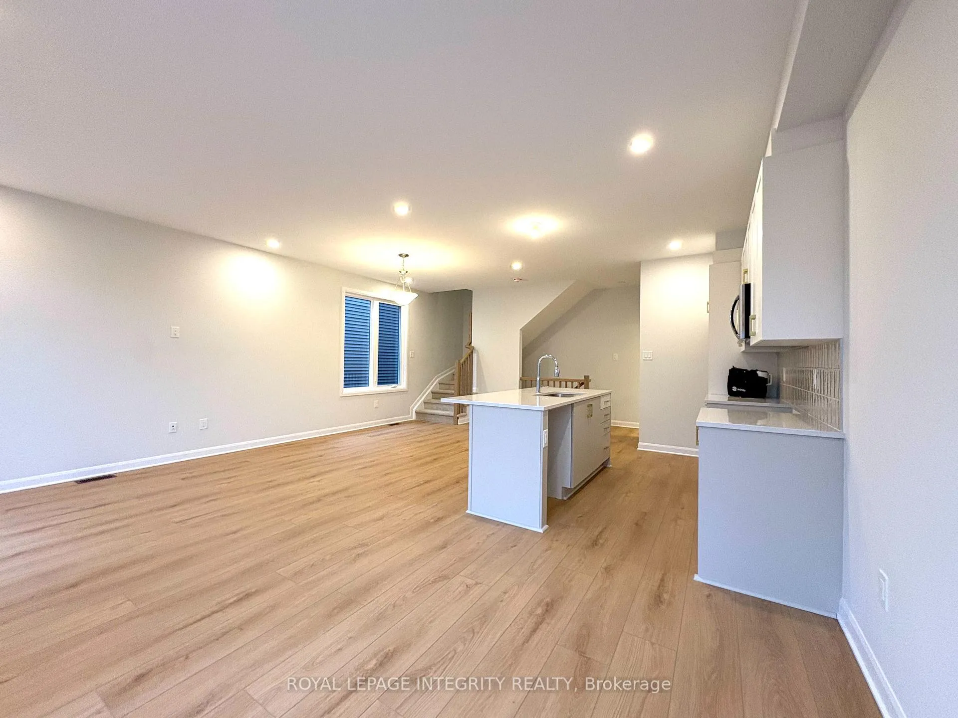 Photo 13 of 316 Clearpath Private, Ottawa, Kanata - Kanata Lakes/Heritage Hills — HOMEH
