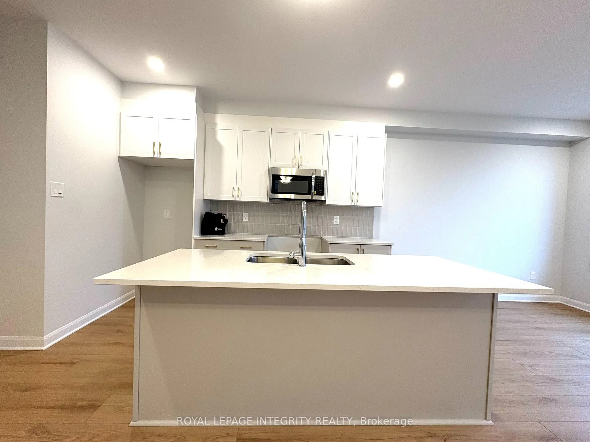 Photo 15 of 316 Clearpath Private, Ottawa, Kanata - Kanata Lakes/Heritage Hills — HOMEH