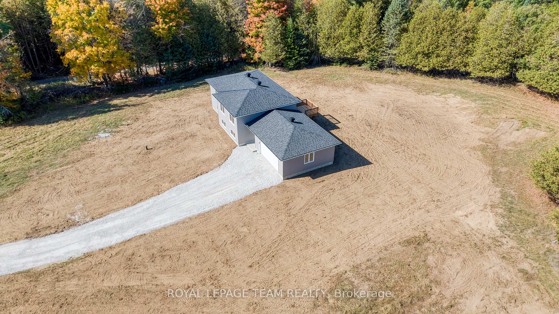 Photo 1 of 231 Pretty Drive, Lanark Highlands, Lanark Highlands (Lanark) Twp — HOMEH