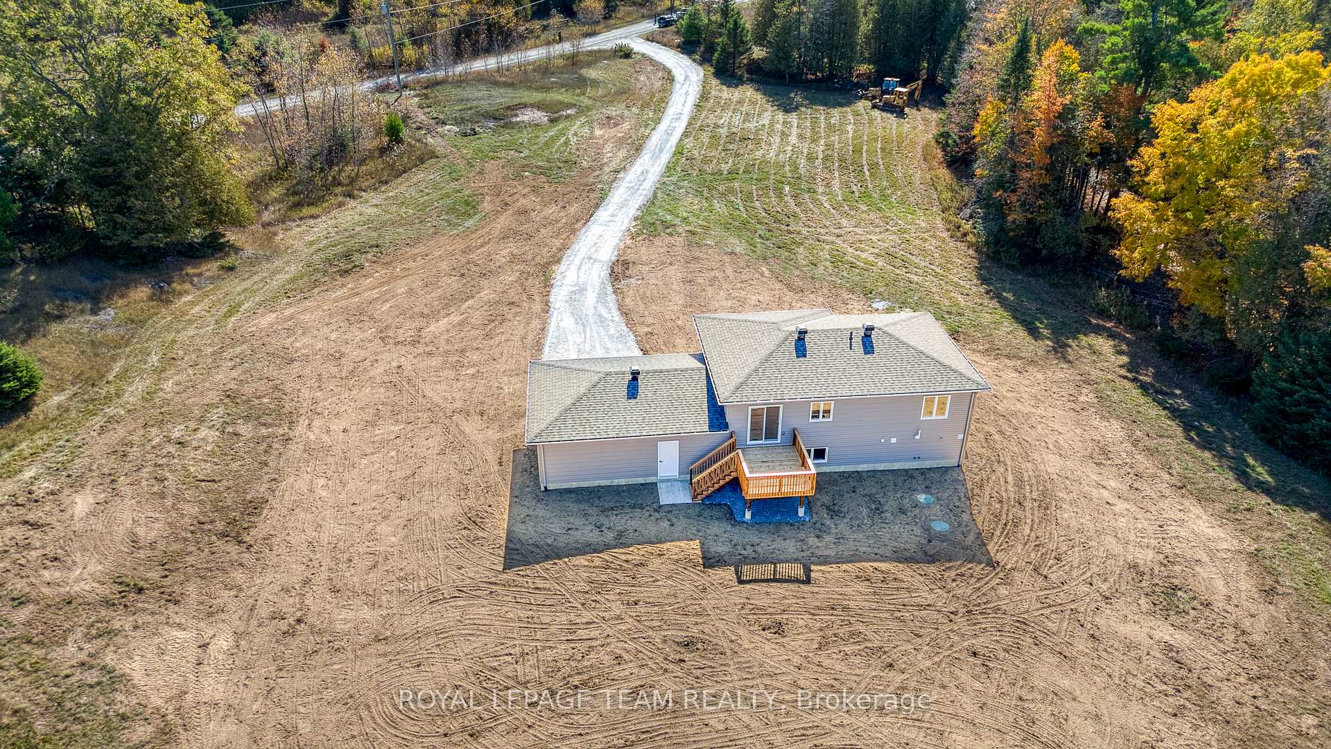 Photo 2 of 231 Pretty Drive, Lanark Highlands, Lanark Highlands (Lanark) Twp — HOMEH