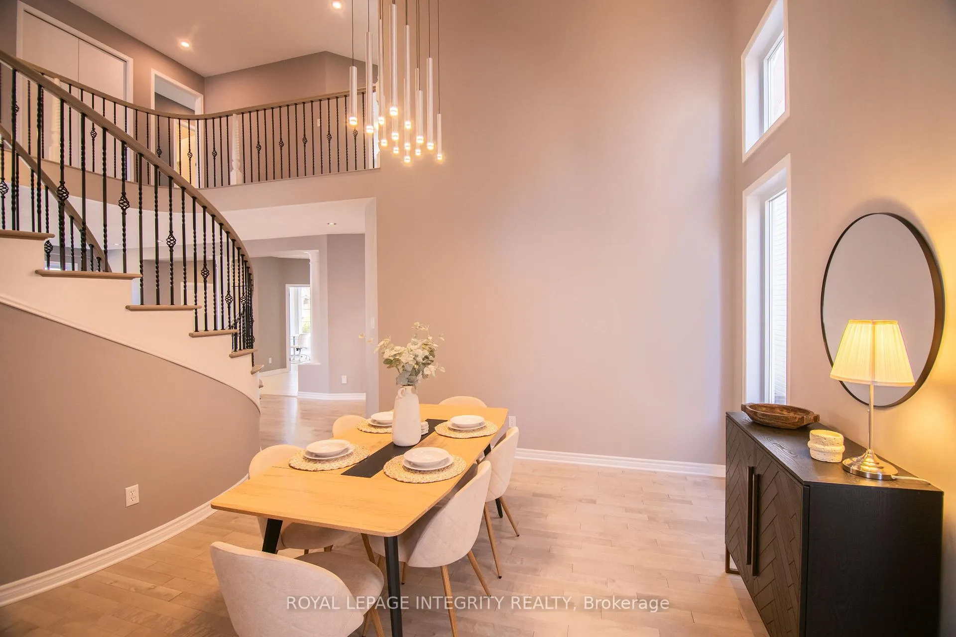 Photo 12 of 34 Keighley Circle, Ottawa, Kanata - Morgan's Grant/South March — HOMEH