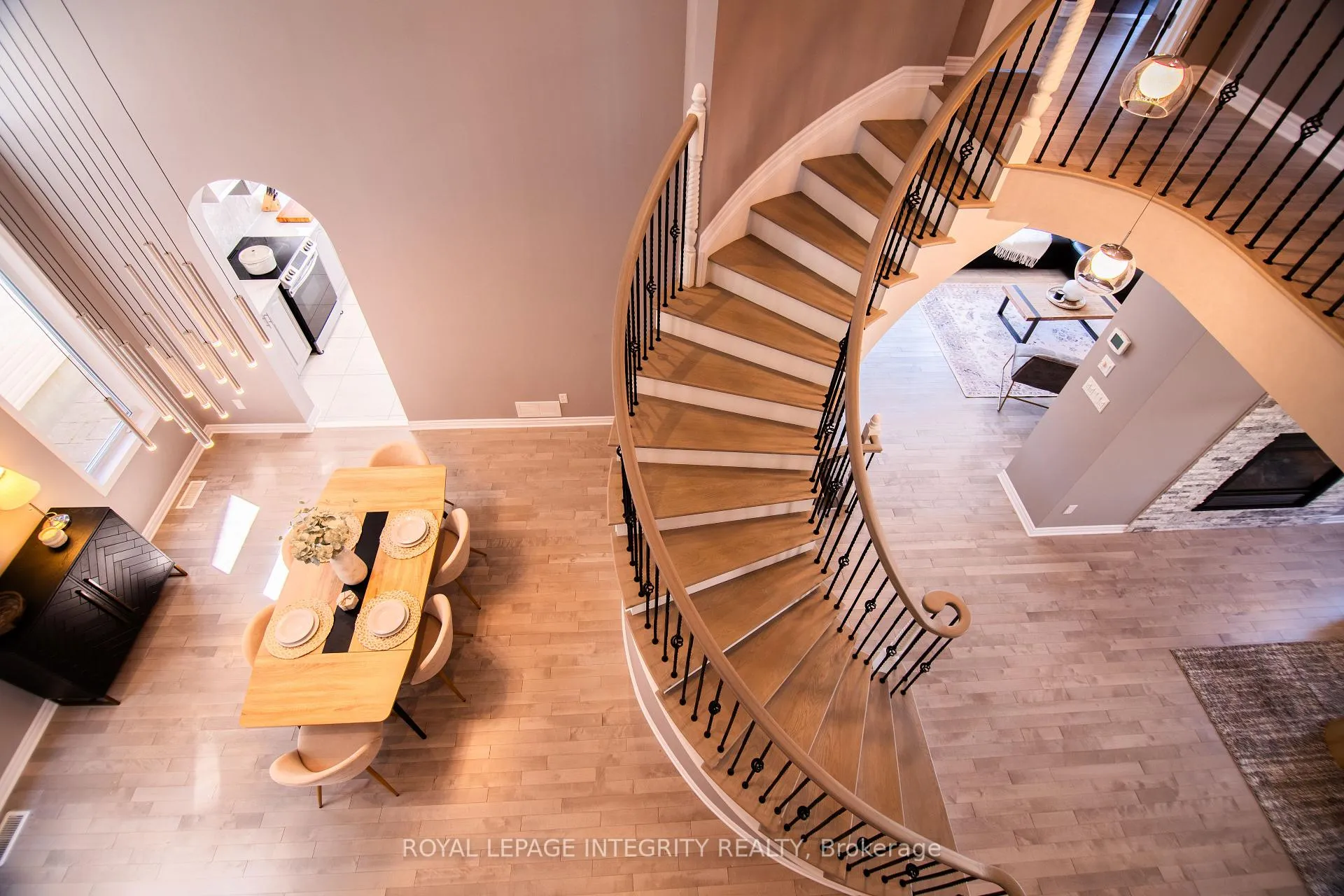 Photo 25 of 34 Keighley Circle, Ottawa, Kanata - Morgan's Grant/South March — HOMEH