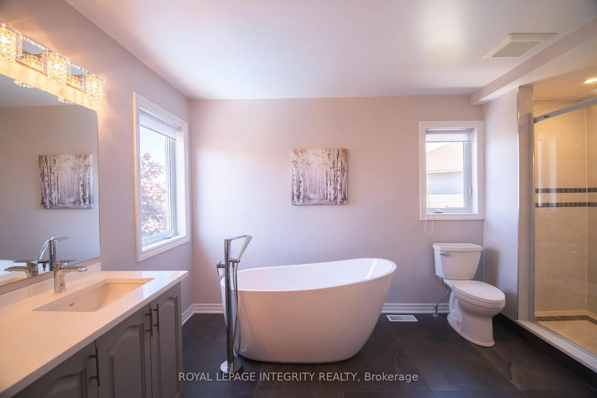 Photo 31 of 34 Keighley Circle, Ottawa, Kanata - Morgan's Grant/South March — HOMEH