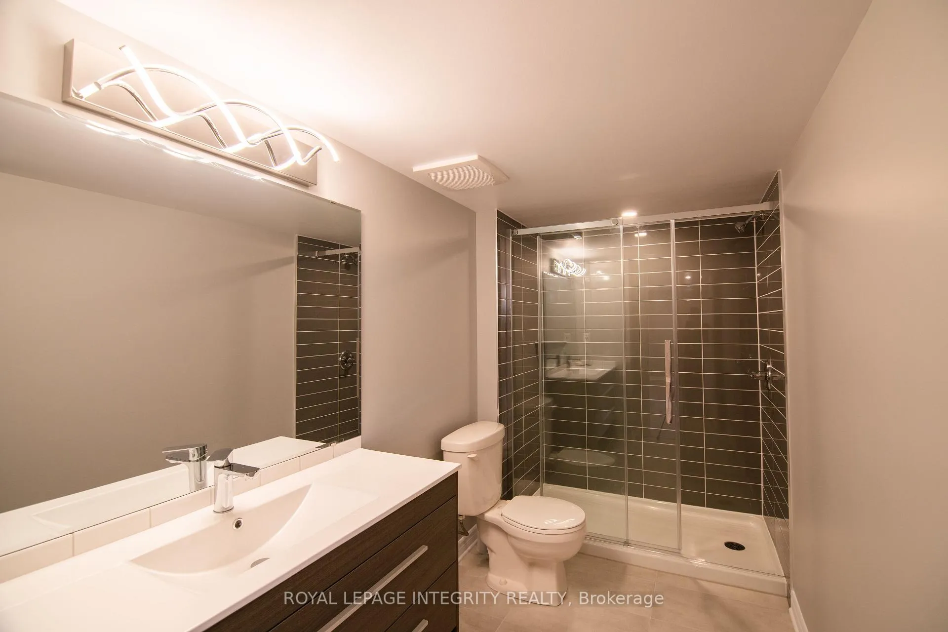 Photo 43 of 34 Keighley Circle, Ottawa, Kanata - Morgan's Grant/South March — HOMEH