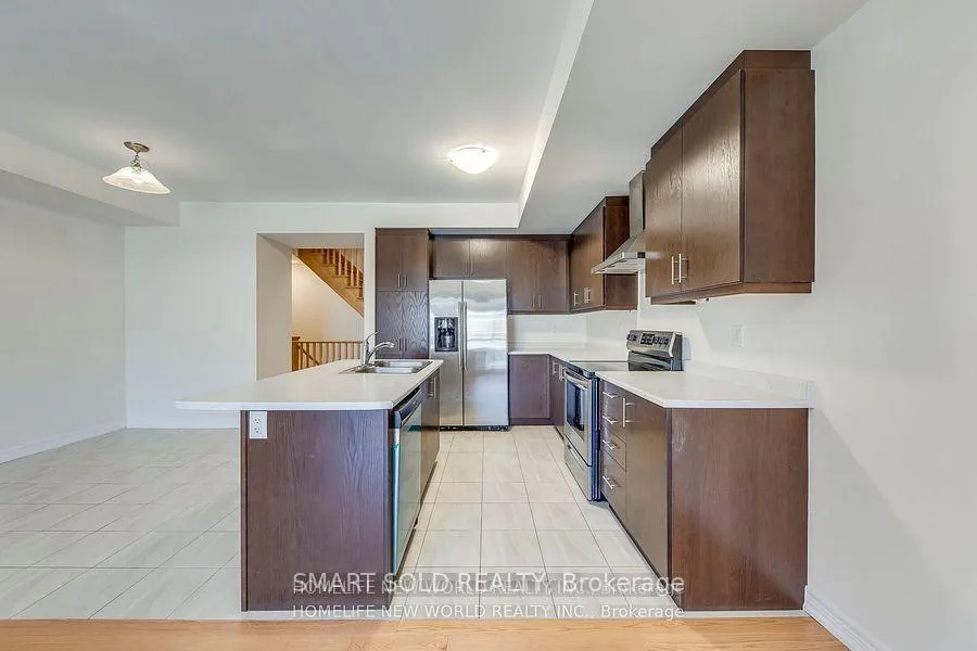 Photo 4 of Unit A, 29 Luzon Avenue, Markham, Box Grove — HOMEH