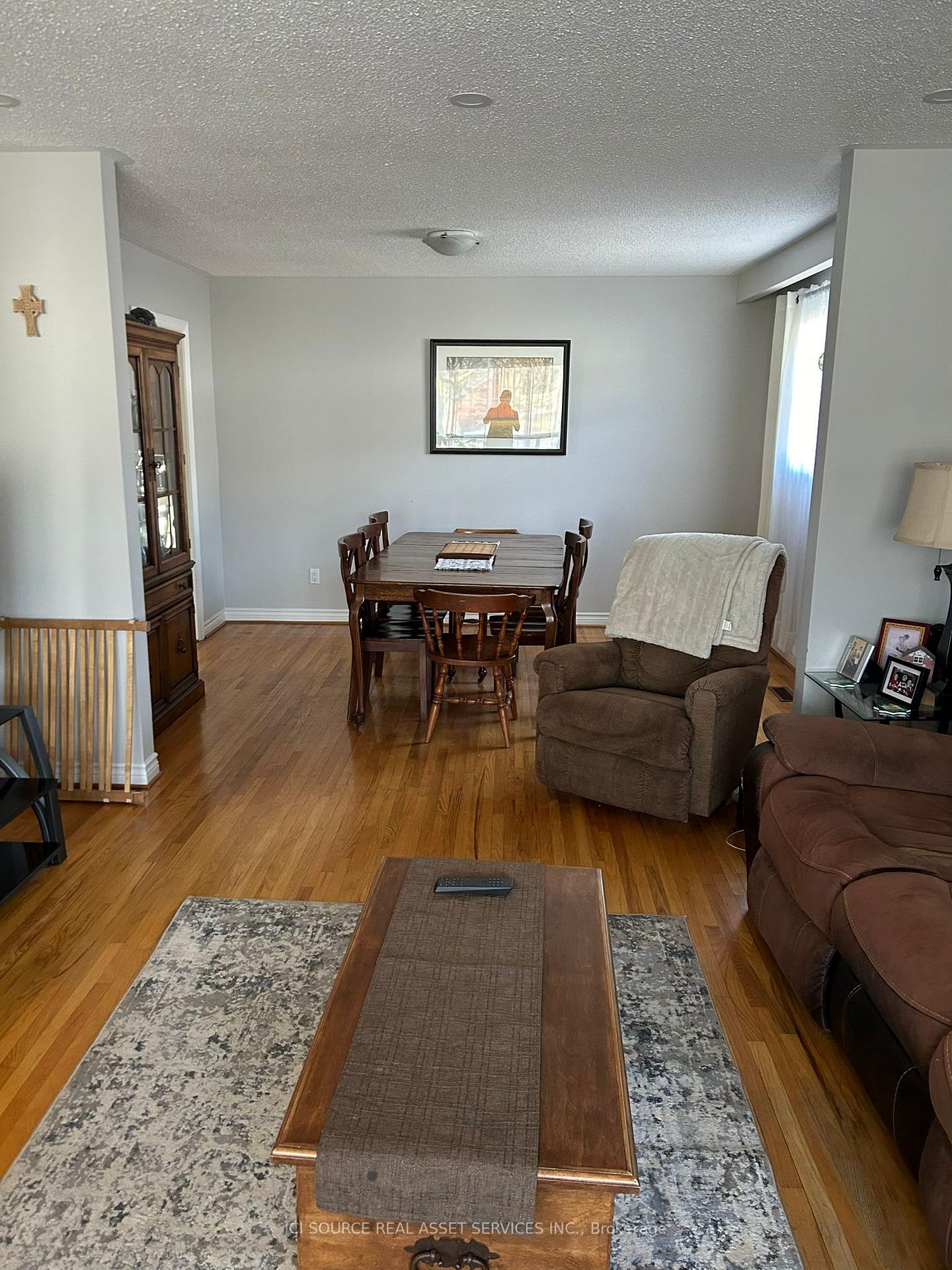 Photo 9 of 172 Kingsview Drive, Caledon, Bolton North — HOMEH