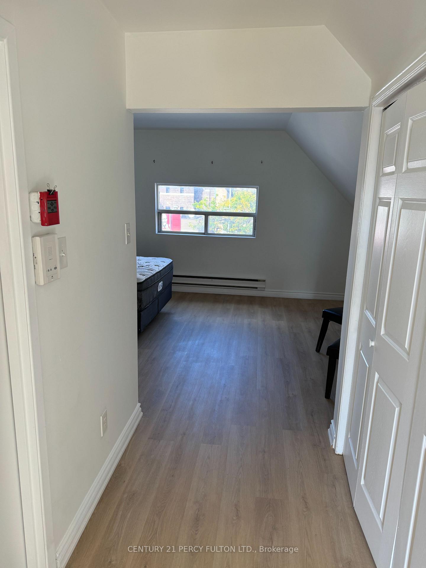 Photo 5 of Unit 6, 2527 Danforth Avenue, Toronto, East End-Danforth — HOMEH