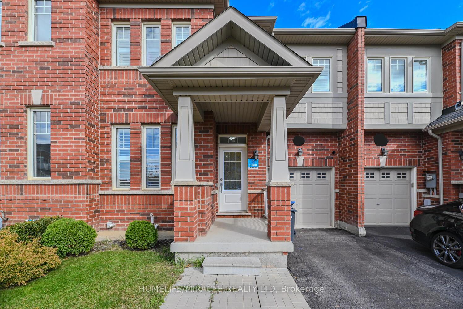 Front of 105 Sky Harbour Drive