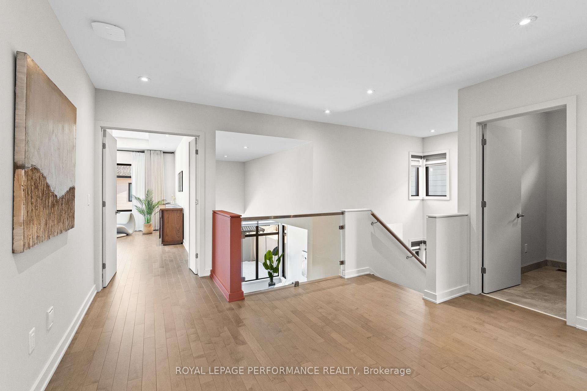 Photo 18 of 720 Wooler Place, Ottawa, Leitrim — HOMEH