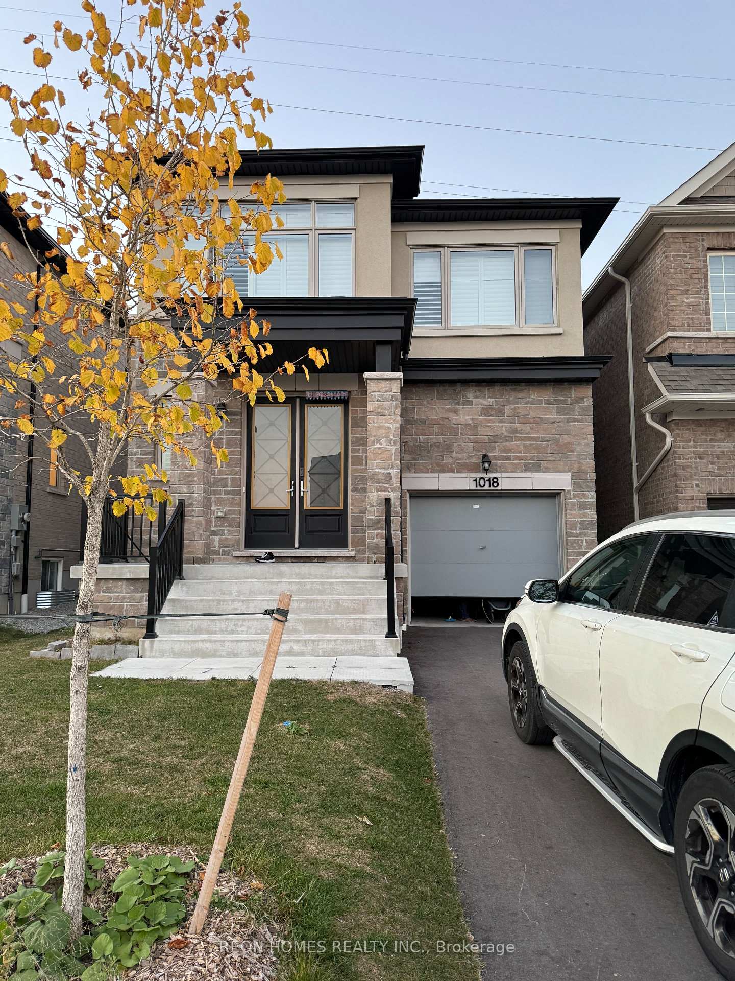Front of Unit (Bsmt), 1018 Skyridge Boulevard