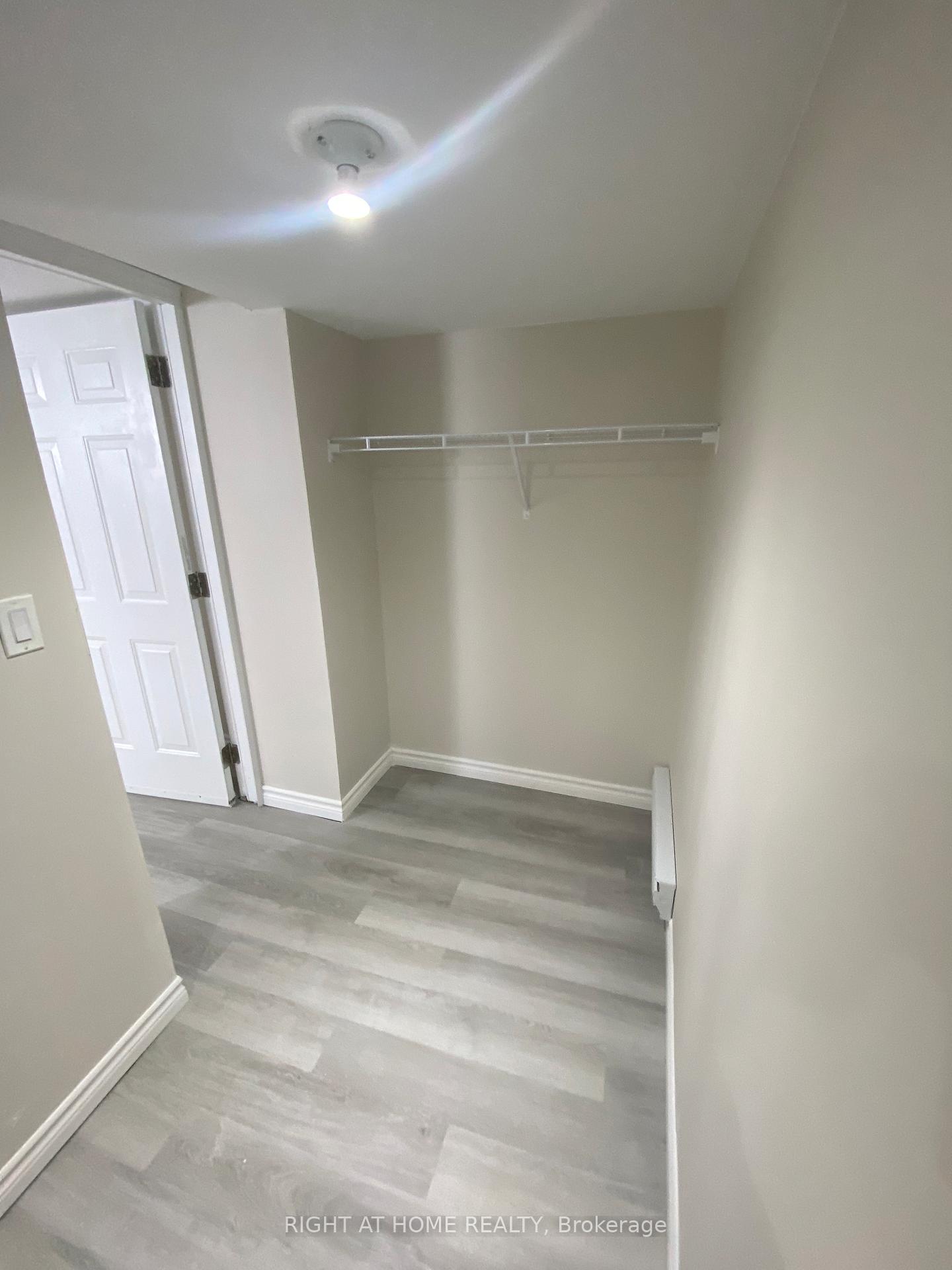 Photo 6 of Unit unit, 156 William Fair Drive, Clarington, Bowmanville — HOMEH