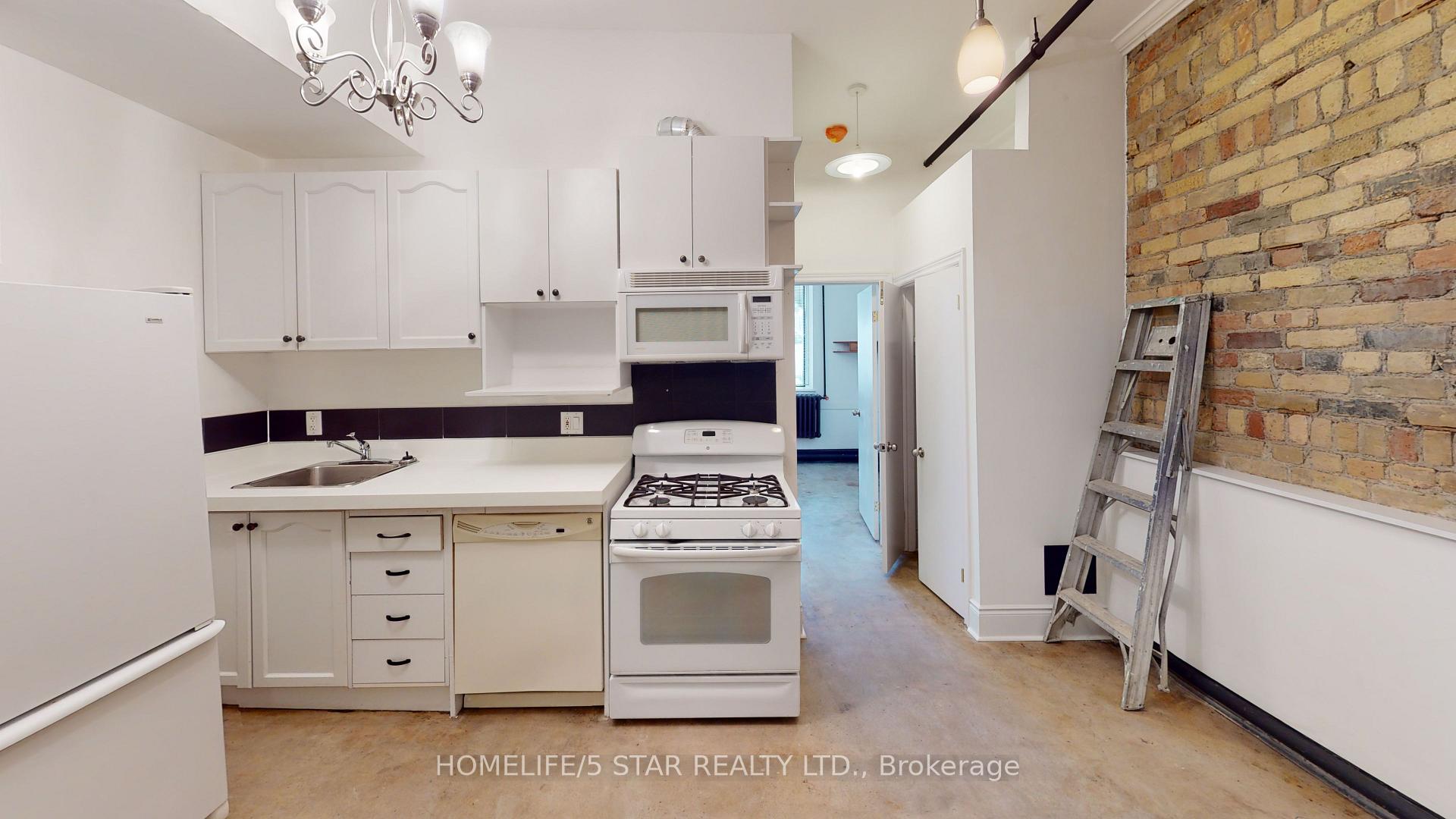 Photo 7 of Unit 204, 1152 Gerrard Street E, Toronto, South Riverdale — HOMEH