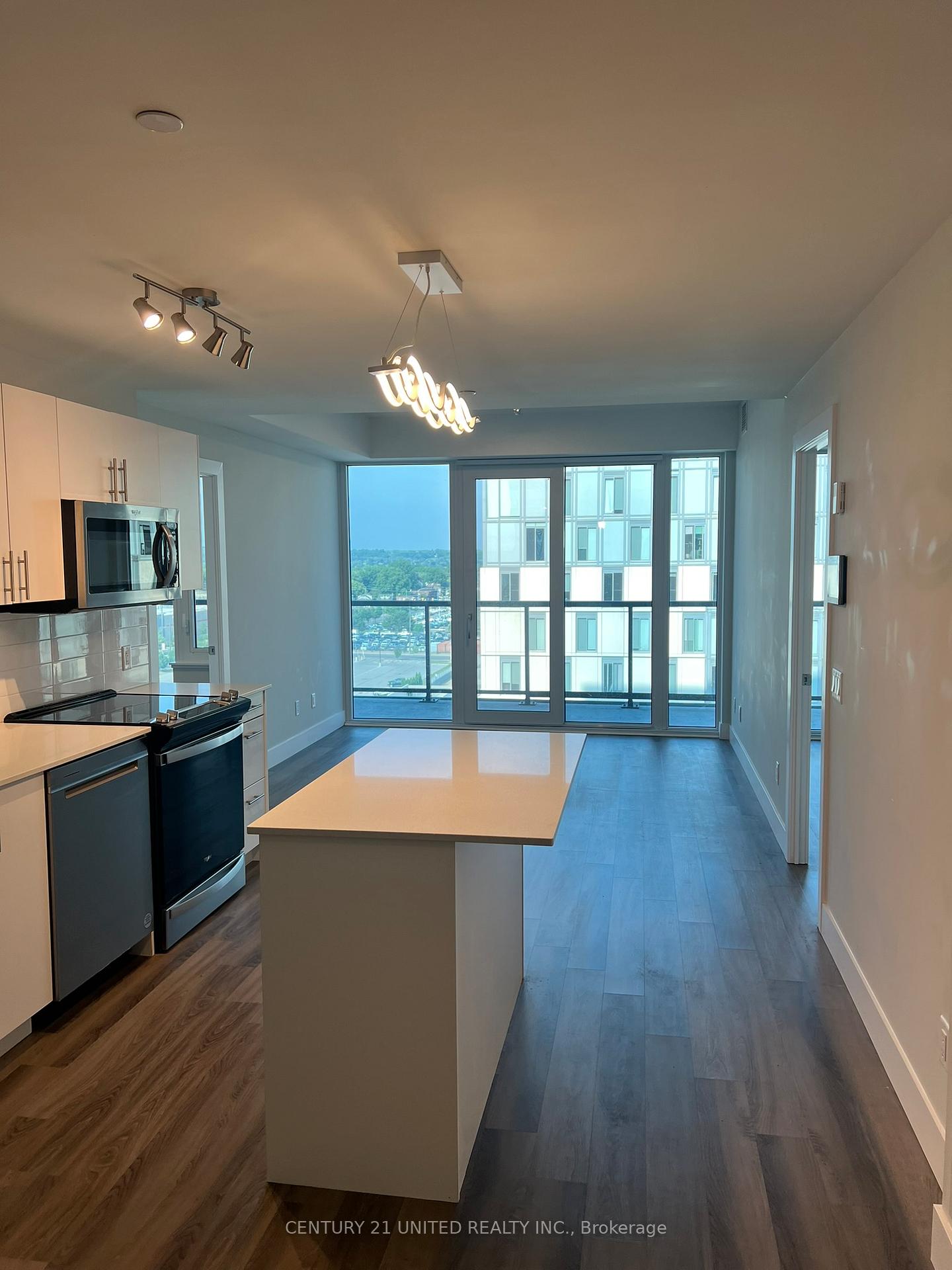 Photo 8 of Unit 1017, 80 Bond Street E, Oshawa, Central — HOMEH