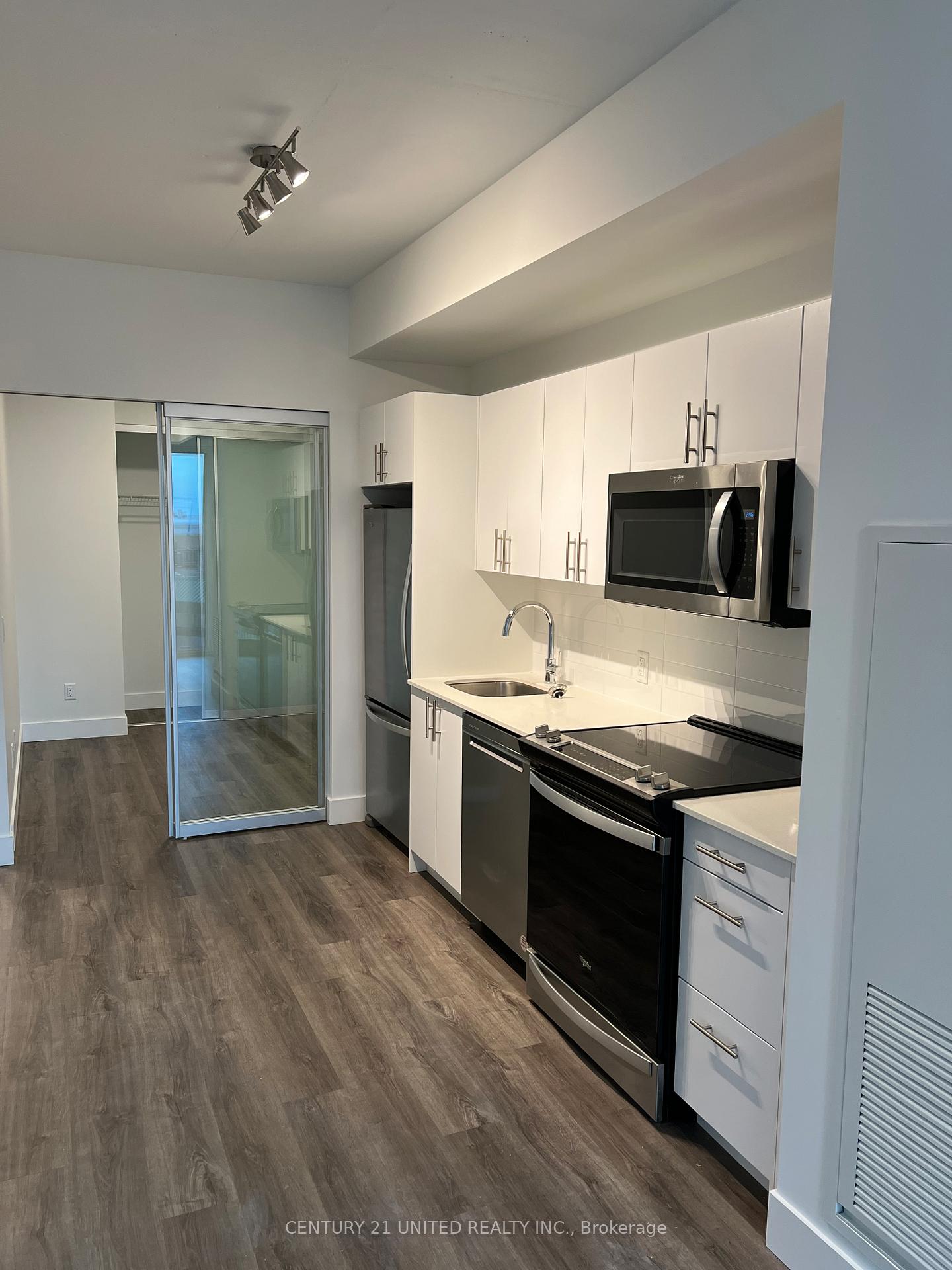 Photo 10 of Unit 304, 80 Bond Street E, Oshawa, Central — HOMEH