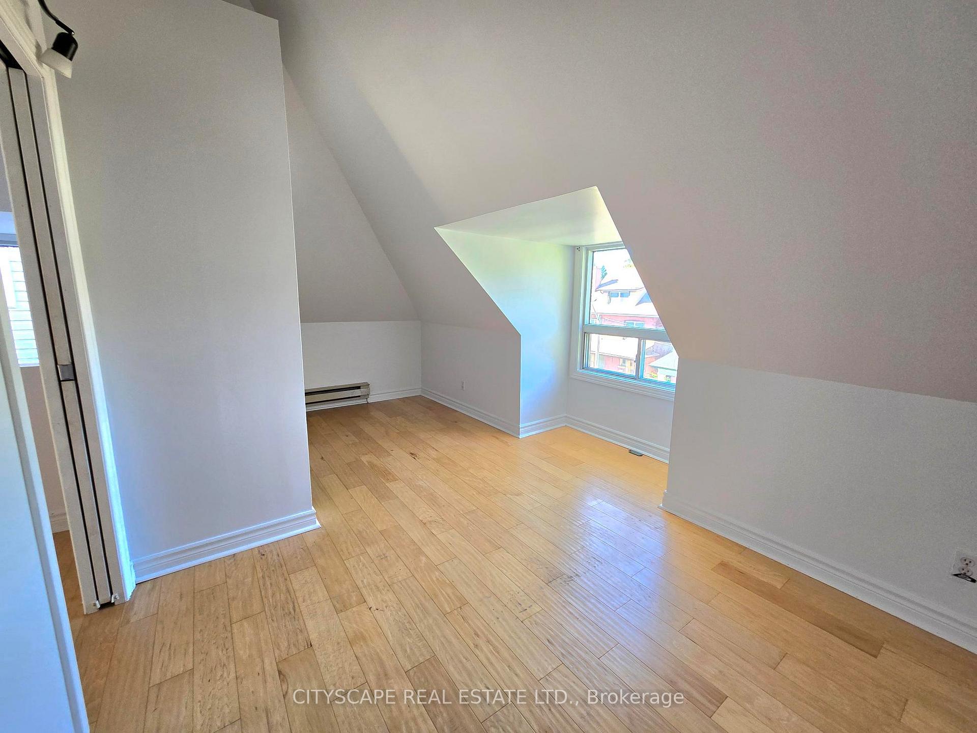 Photo 15 of 45 Fairholt Road, Hamilton, Gibson — HOMEH