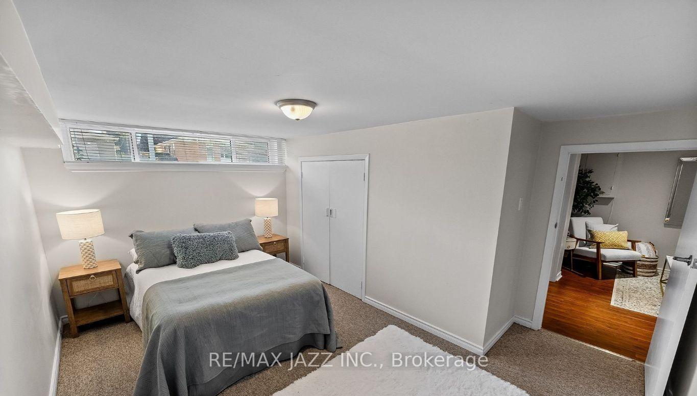 Photo 4 of Unit Lower, 357 Dovedale Drive, Whitby, Downtown Whitby — HOMEH