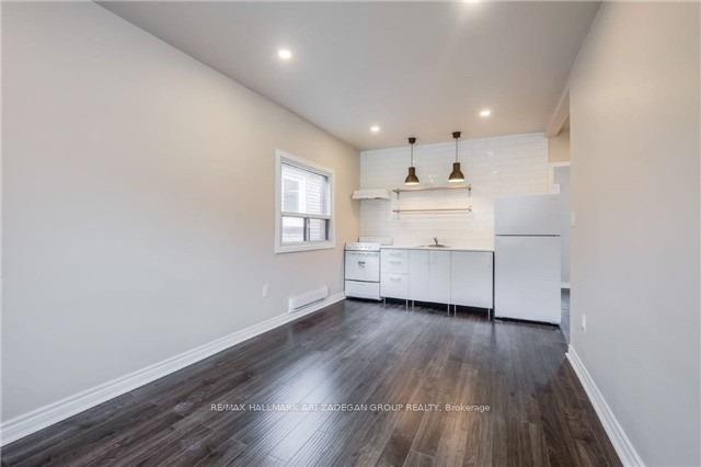 Photo 3 of Unit Main Fl, 522 Arlington Avenue, Toronto, Humewood-Cedarvale — HOMEH