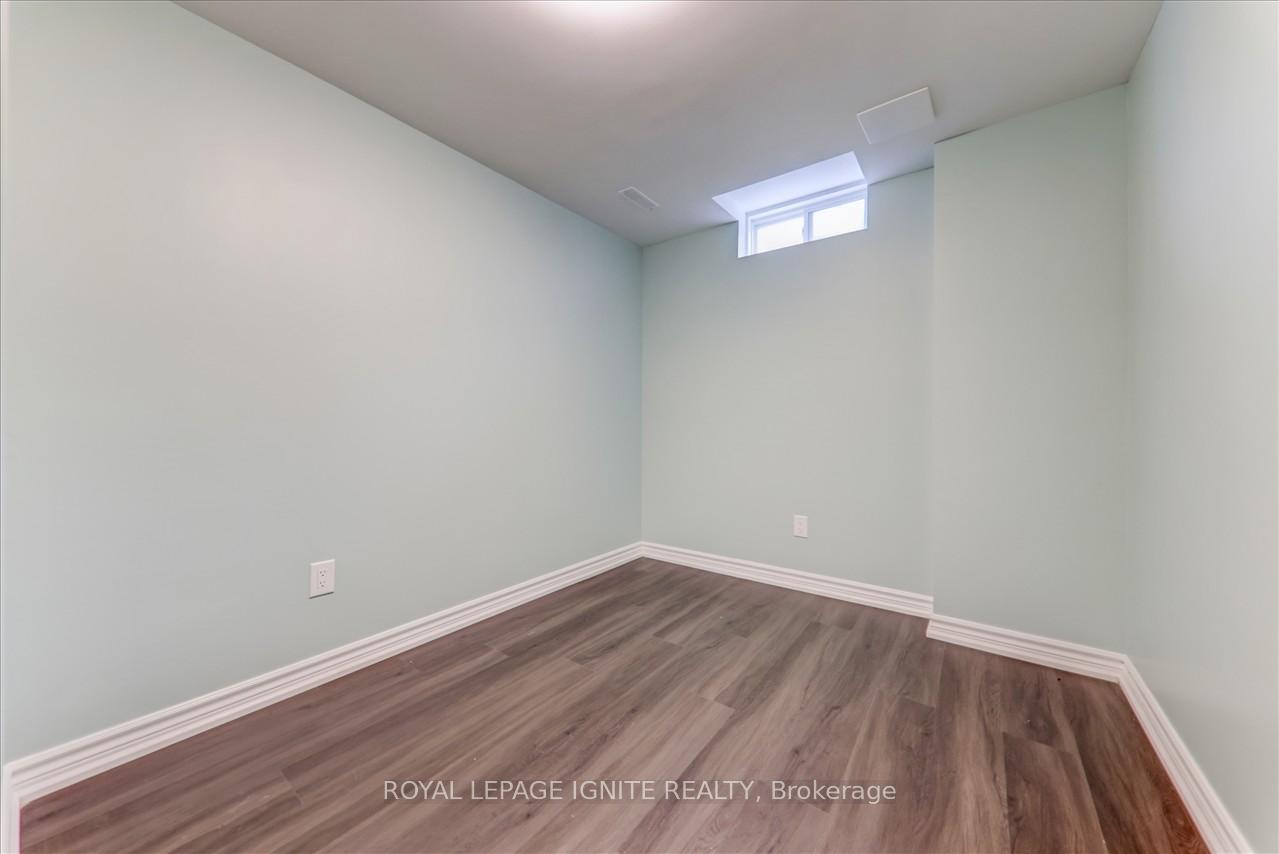 Photo 8 of Unit Bsmt, 104 Charles Brown Road, Markham, Cedarwood — HOMEH